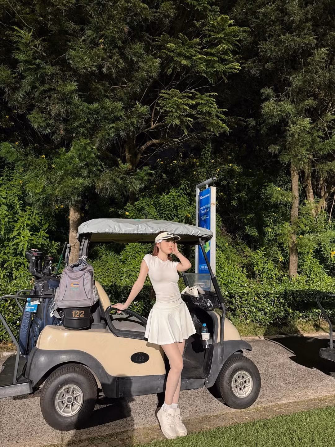 Gia nhập bộ môn "quý tộc" này dường như là một bước đi mới trong hành trình khẳng định vị thế của Hà Môi. Ở tuổi 23, cô nàng đã sở hữu khối tài sản khiến nhiều người ngưỡng mộ. (Ảnh: IGNV)