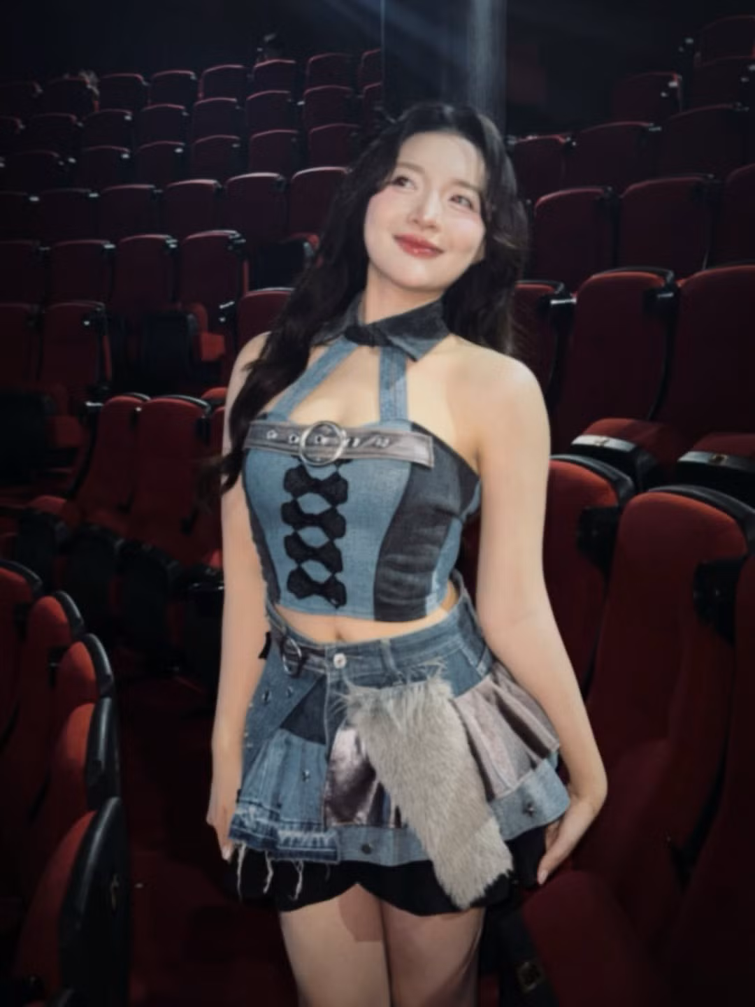 Nhiều người không khỏi trầm trồ trước vẻ đẹp "hack tuổi" và phong cách biến hóa đầy cuốn hút của Vũ Phương Thảo. (Ảnh: IGNV)