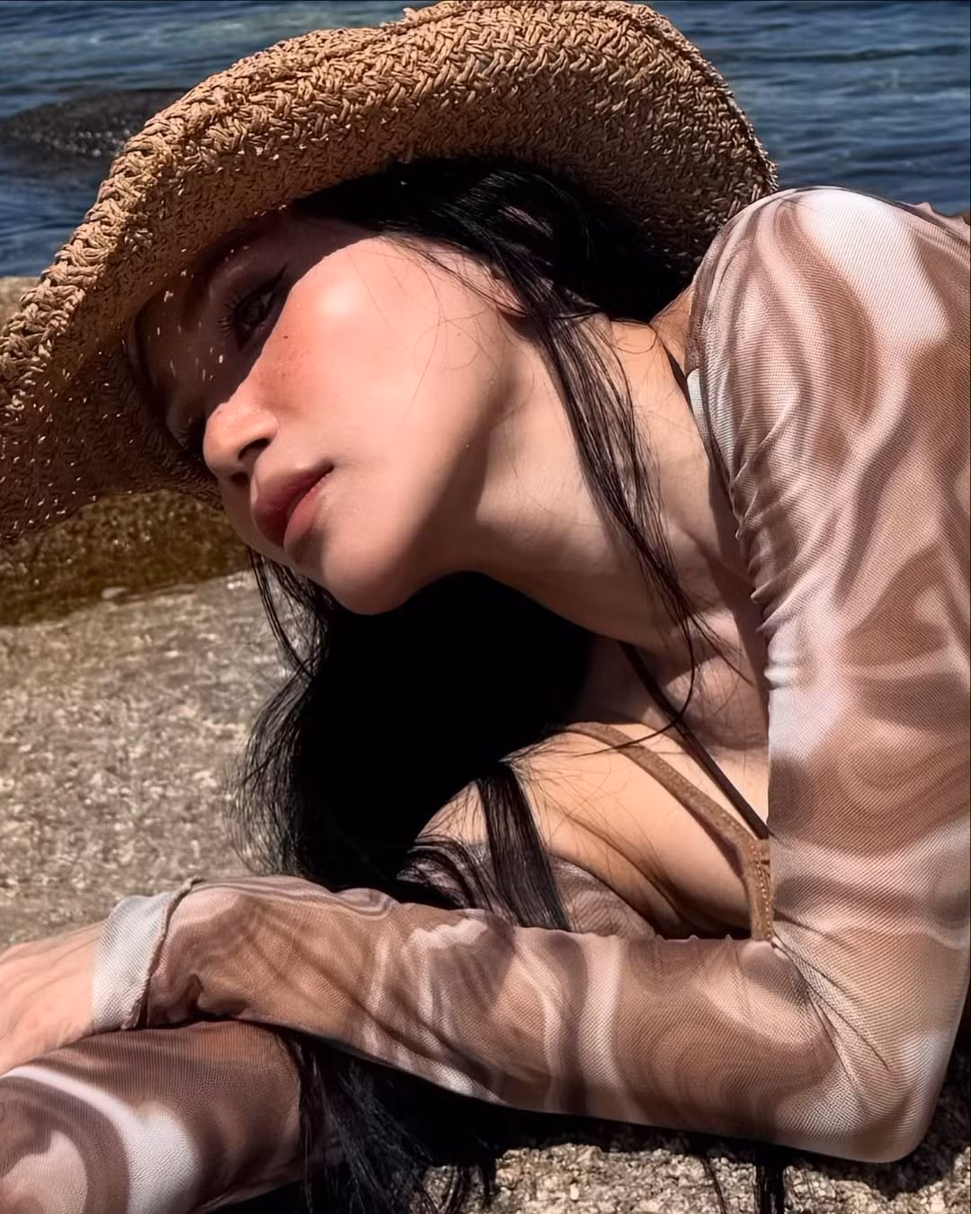 Ở phần bình luận, nhiều người đã dành những lời khen có cánh cho sắc vóc của Sĩ Thanh.