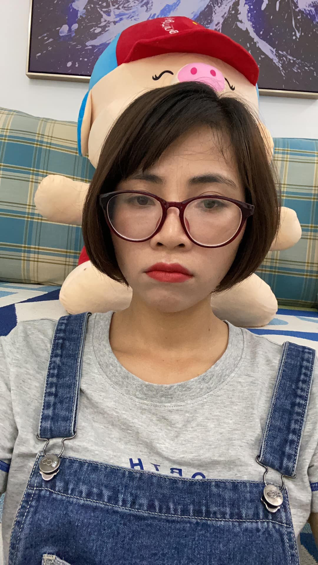 Bên cạnh đó, Thơ Nguyễn cũng cho rằng thành công lớn nhất cuộc đời cô không phải là kiếm được nhiều tiền, mà là được làm mẹ.