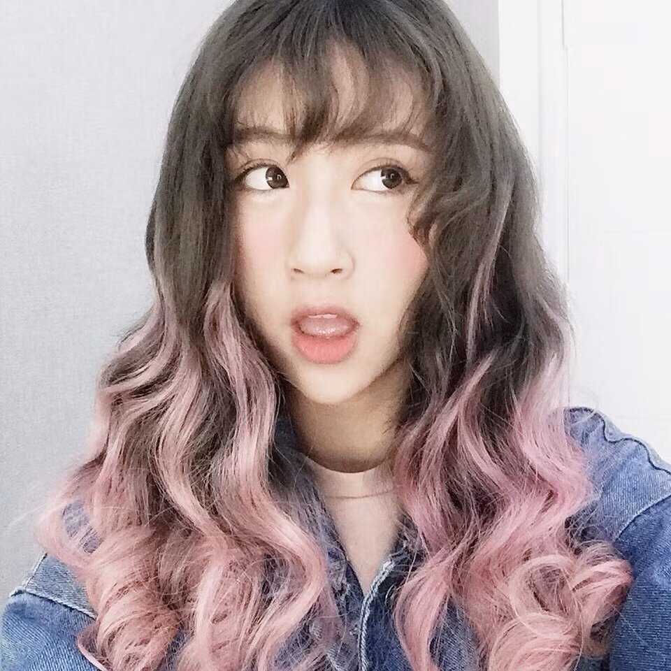 Nhìn lại những hình ảnh này, người hâm mộ không khỏi bồi hồi nhớ về một Quỳnh Anh Shyn của thời kỳ đỉnh cao danh xưng "hot girl số 1 Hà Thành". (Ảnh: IGNV)