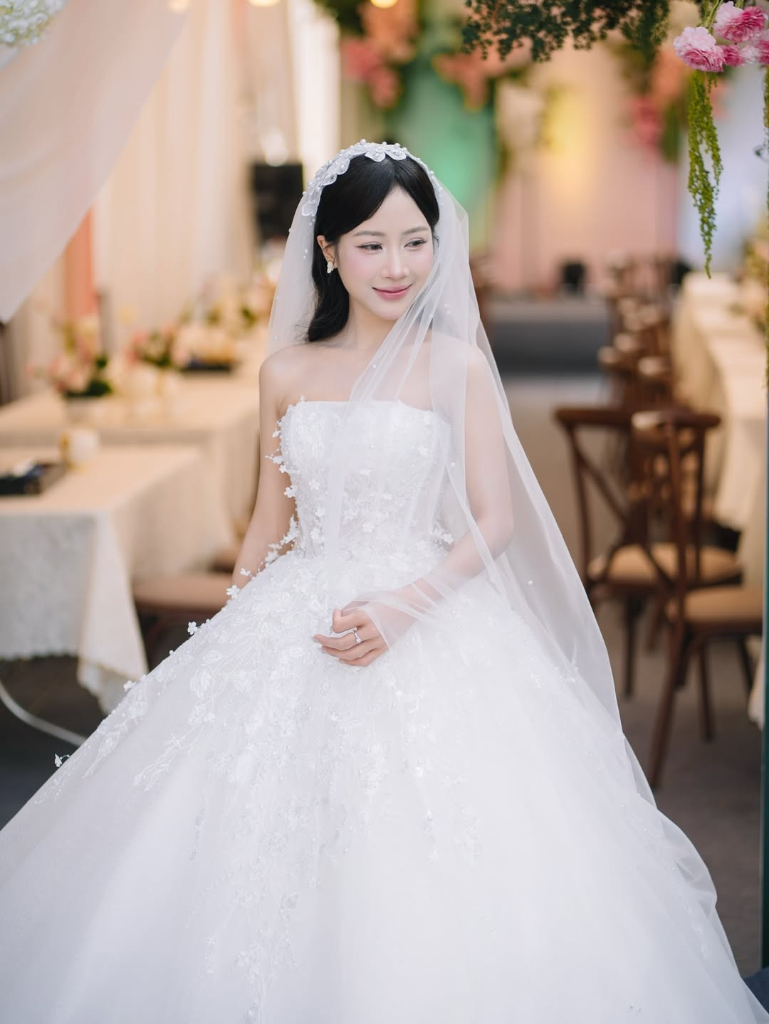 Anh từng tỏ tình tới 9 lần trong suốt một năm nhưng đều bị cô từ chối vì mặc cảm về bệnh tật. (Ảnh: IGNV)