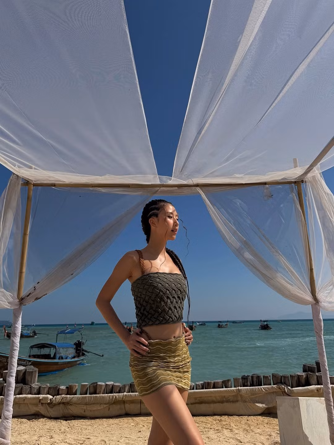 Ở tuổi 29, Quỳnh Anh Shyn đang gặt hái nhiều thành công trong sự nghiệp. Cô là một trong những biểu tượng thời trang hàng đầu, liên tục cập nhật xu hướng và biến hóa phong cách đa dạng, thường xuyên xuất hiện tại các sự kiện thời trang quốc tế và trong nước. (Ảnh: IGNV)