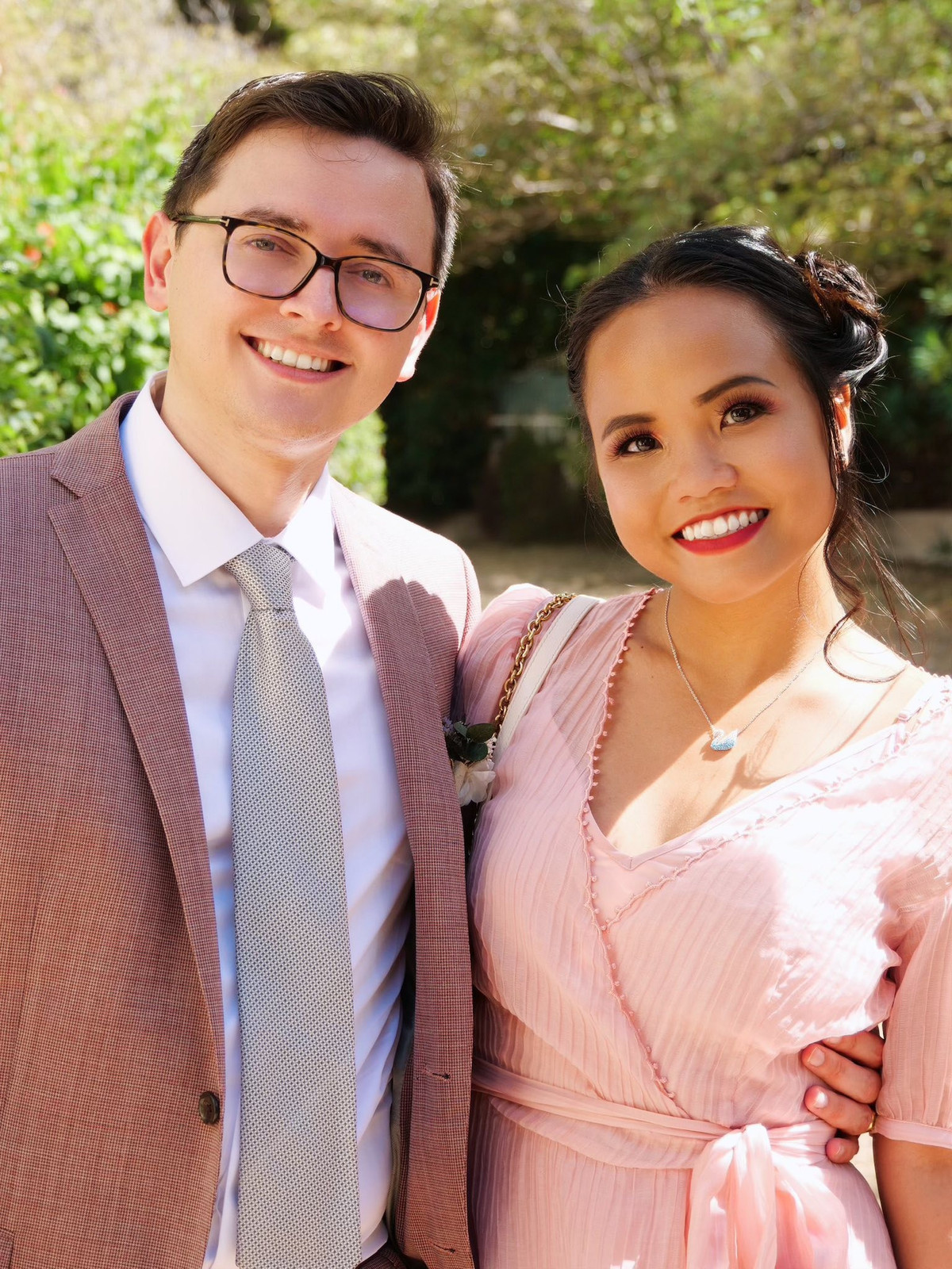 Lâm Vy, tên đầy đủ Lâm Thanh Vy, sinh năm 1994 tại TP HCM. Cô xuất thân trong gia đình lao động, từng phải nghỉ học vì điều kiện kinh tế và tự học tiếng Anh sau đó.