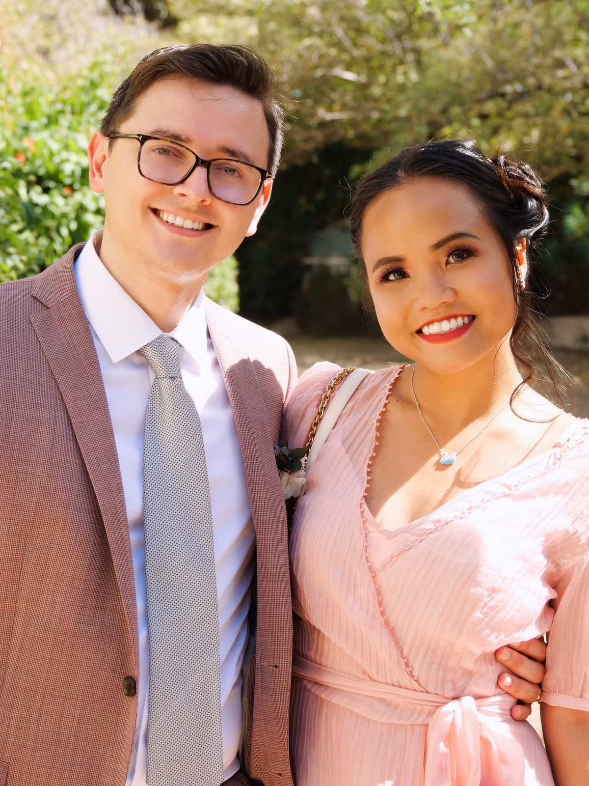 Lâm Vy, tên đầy đủ Lâm Thanh Vy, sinh năm 1994 tại TP HCM. Cô xuất thân trong gia đình lao động, từng phải nghỉ học vì điều kiện kinh tế và tự học tiếng Anh sau đó.