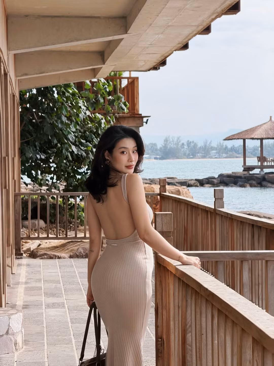 Trước khi kết hôn với chồng nghệ sĩ vào năm 2019, Thanh Huyền là hot girl, mẫu ảnh nổi tiếng trên mạng xã hội. (Ảnh: IGNV)