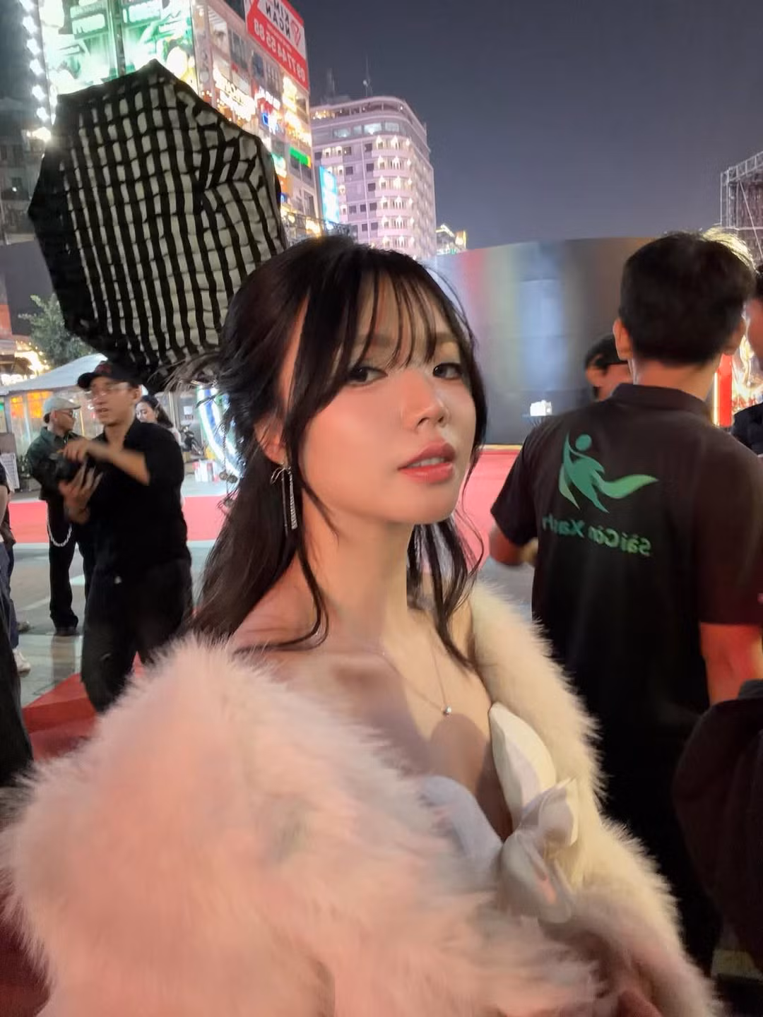 Không chỉ dừng lại ở vai trò là một nữ streamer nổi tiếng trong cộng đồng Liên Minh Huyền Thoại hay Valorant, Du Phong Linh còn ghi dấu ấn bởi câu chuyện vượt khó đầy nghị lực và phong cách sống tích cực. (Ảnh: IGNV)