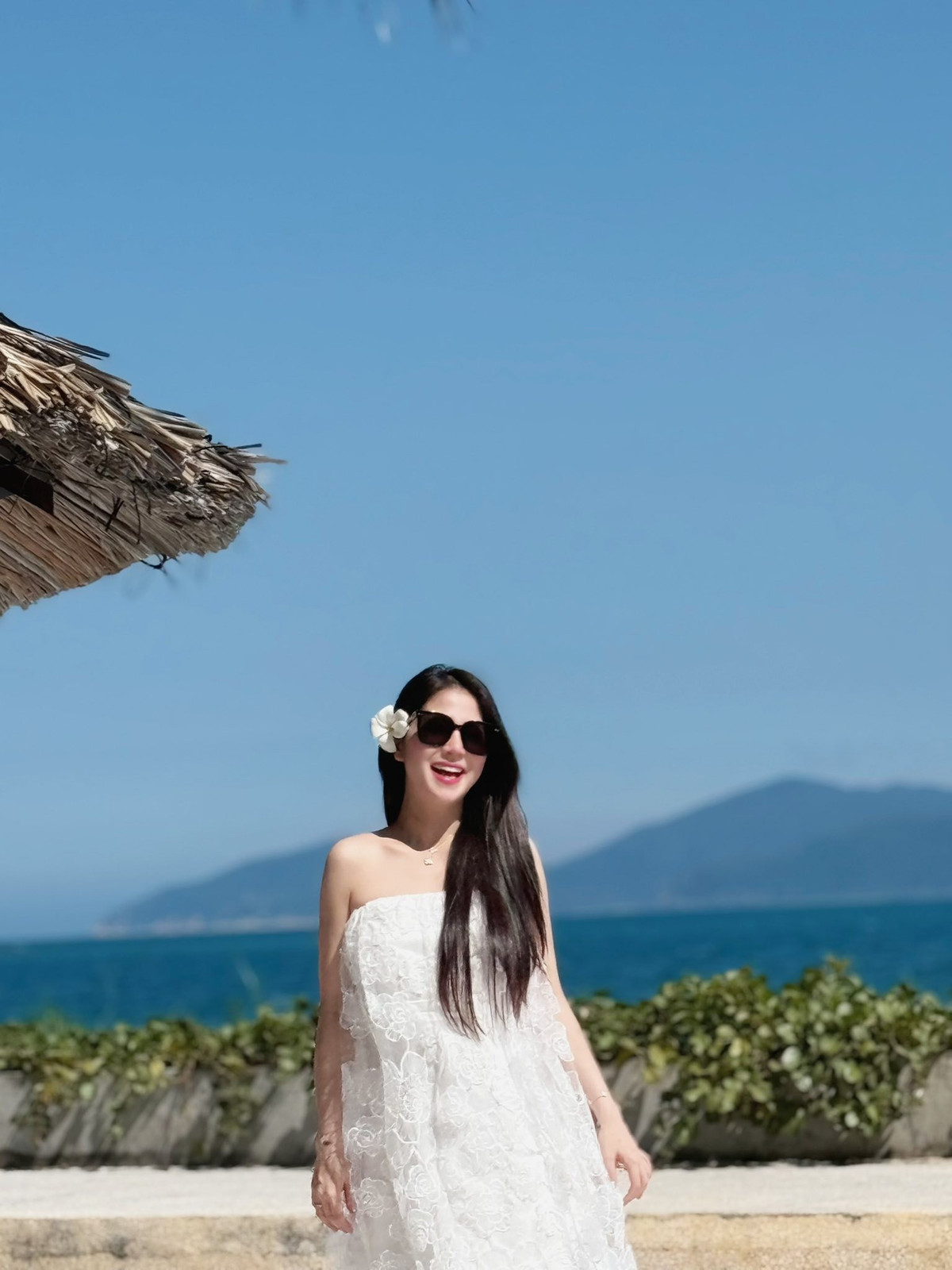 Vân Chòe sở hữu nhan sắc xinh xắn, ngọt ngào, được nhiều người khen trẻ hơn tuổi.