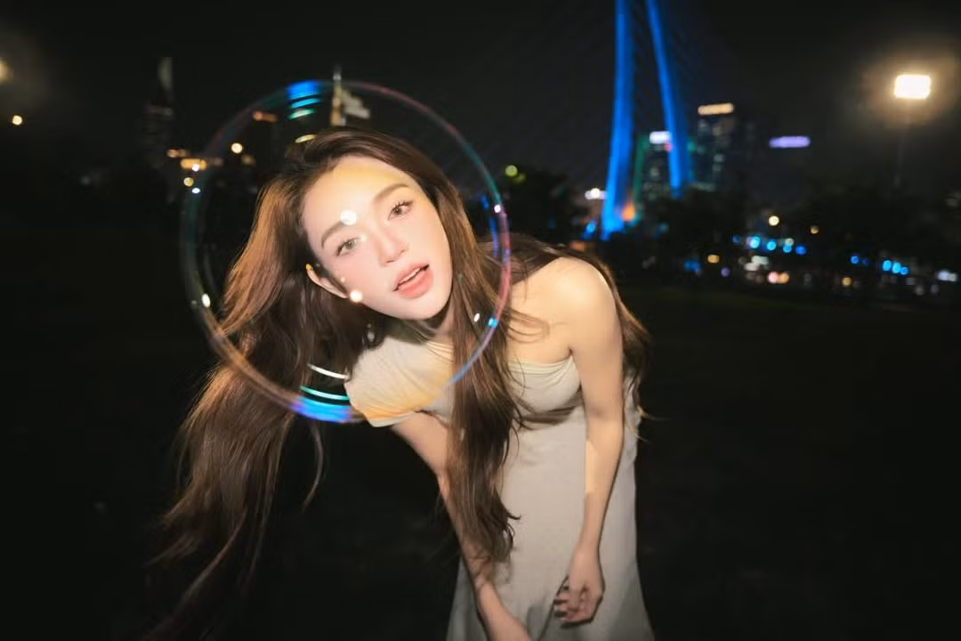 Loạt ảnh này của nàng Tiktoker hiện nhận về hơn 17.000 lượt yêu thích cùng rất nhiều bình luận xuýt xoa trước nhan sắc rạng rỡ của cô nàng. (Ảnh: IGNV)