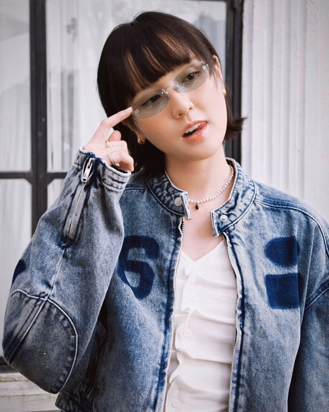 Ban đầu khi ra mắt, cô từng gây chú ý với gương mặt trong trẻo, thần thái cuốn hút và phong cách rất riêng, thường được nhiều người gọi với danh xưng "nàng thơ". (Ảnh: FBNV)