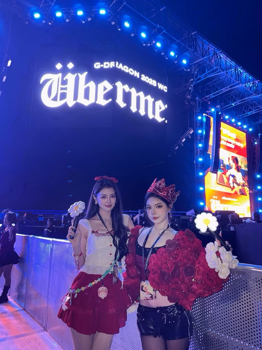 Hai đêm concert G-DRAGON 2025 WORLD TOUR [ÜBERMENSCH] IN Hanoi đã diễn ra, để lại nhiều dư âm trong lòng người hâm mộ. Cộng đồng fan của "anh Long" đang tích cực "xả ảnh" trên các nền tảng mạng xã hội. (Ảnh: IGNV)