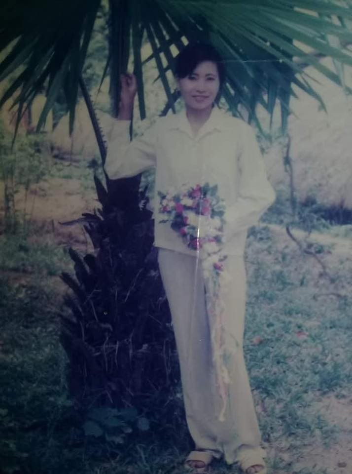 Những tấm hình không chỉ là bằng chứng của một mốt chụp ảnh "độc lạ", mà còn là kho báu kỷ niệm về một thời thanh xuân vô lo, vô nghĩ.