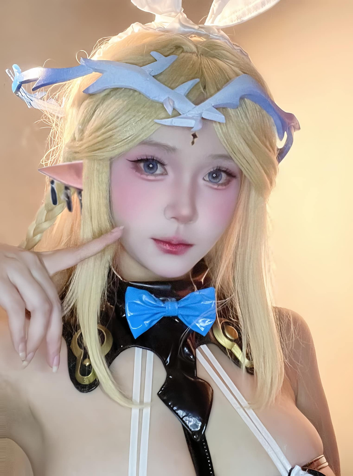 Không chỉ gây sốt bởi visual rực rỡ, Cigw Pols từ lâu đã được biết đến là coser có phong cách biến hóa đa dạng bậc nhất. (Ảnh: IG @Cigw Pols)