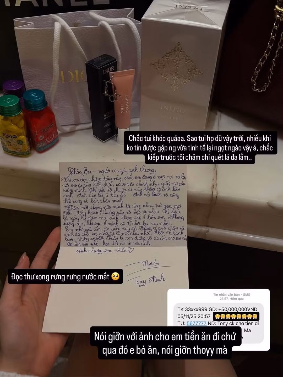 Không chỉ có sự tinh tế, bạn trai của Võ Ngọc Trân cũng thể hiện sự "quan tâm bằng kinh tế" khiến bao cô nàng phải xuýt xoa. Nàng hot girl tiết lộ mình chỉ nói giỡn với bạn trai là cho mình tiền ăn, và ngay lập tức, người thương đã chuyển khoản 50 triệu đồng. (Ảnh: IGNV)