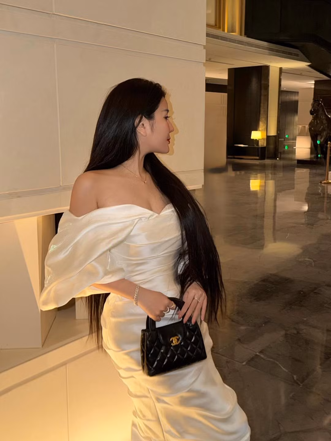 Bài đăng nhanh chóng nhận về hàng nghìn lượt yêu thích và bình luận khen ngợi từ người hâm mộ. Đa số đều cho rằng, sau mỗi năm, nàng hot girl 2k1 lại càng thêm mặn mà và sang trọng hơn. (Ảnh: IGNV)