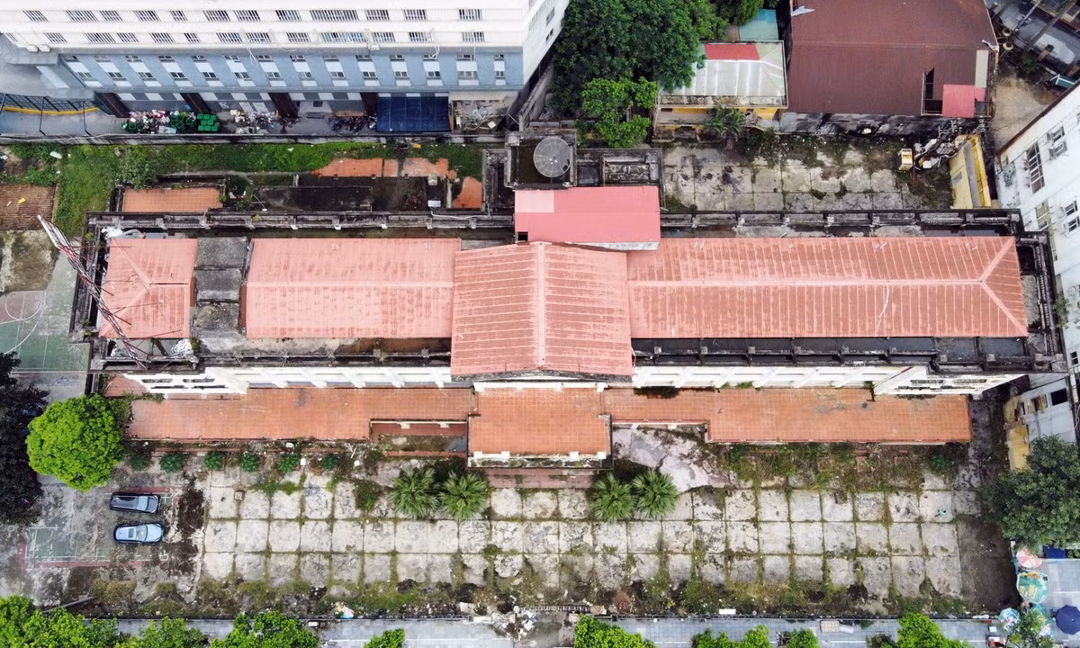 Khu khách sạn 5 tầng tại phường Hà Đông nhìn từ trên cao sắp được phá dỡ để xây dựng dự án cao ốc.