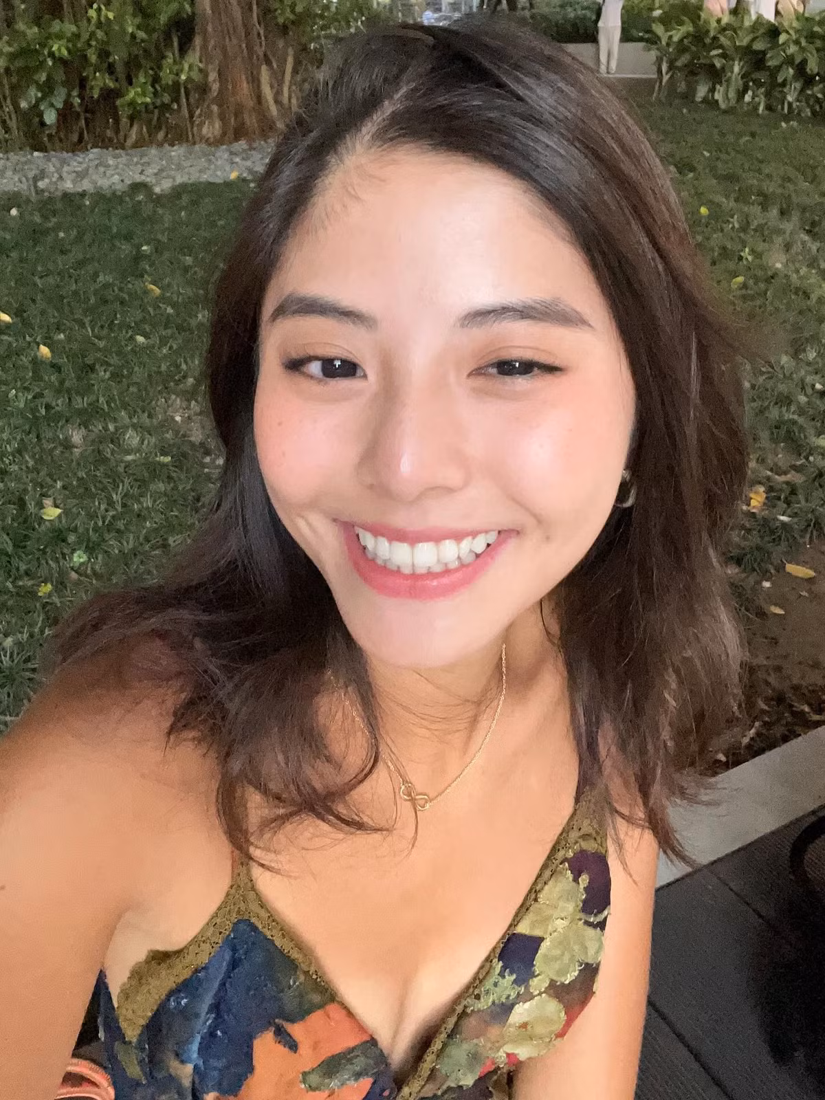 Đây không phải là lần đầu tiên hot girl này dính scandal. Trước đó, cô từng gây ồn ào vì mối quan hệ tay ba phức tạp với bạn trai cũ và một ca sĩ nổi tiếng. (Ảnh: IG @raeteng)