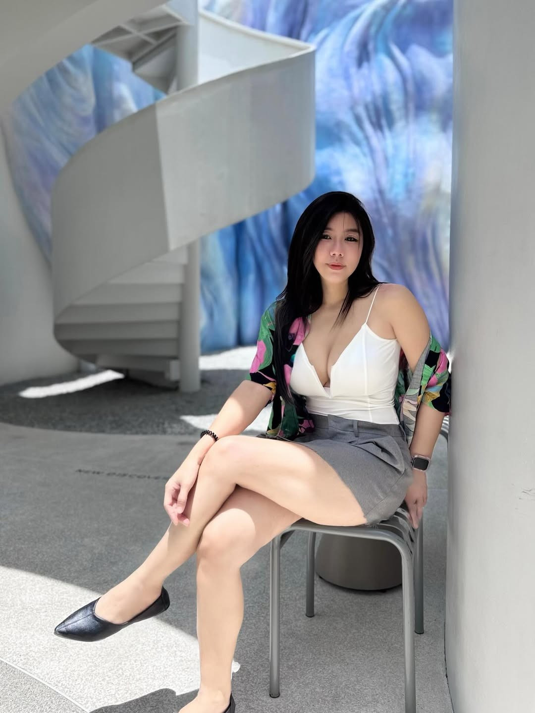 Niparat Konyai hiện sở hữu trang Instagram cá nhân với hơn 3,7 triệu người theo dõi - con số không thua kém nhiều nghệ sĩ nổi tiếng. (Ảnh: IGNV)