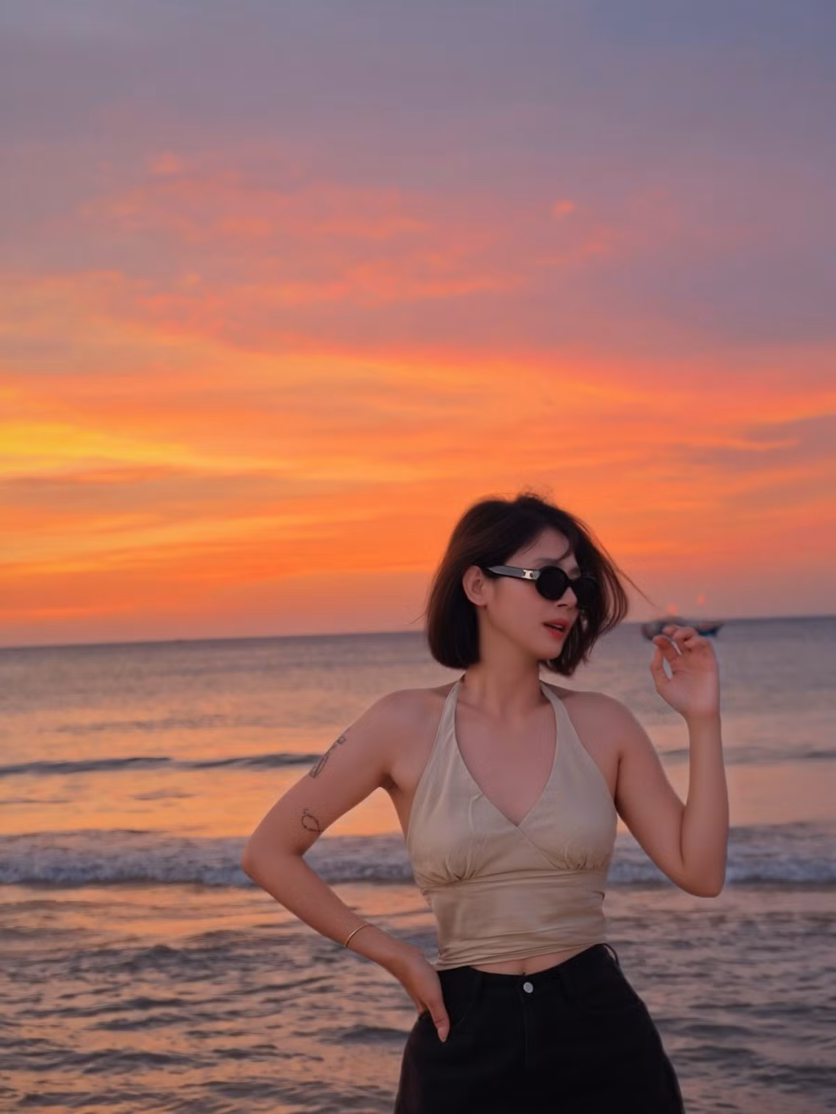 Ngọc Anh từng có cuộc hôn nhân với diễn viên Tô Dũng, cả hai có 1 con chung. Dù chia tay nhưng cô và chồng cũ vẫn giữ mối quan hệ bạn bè tốt đẹp. (Ảnh: FBNV)