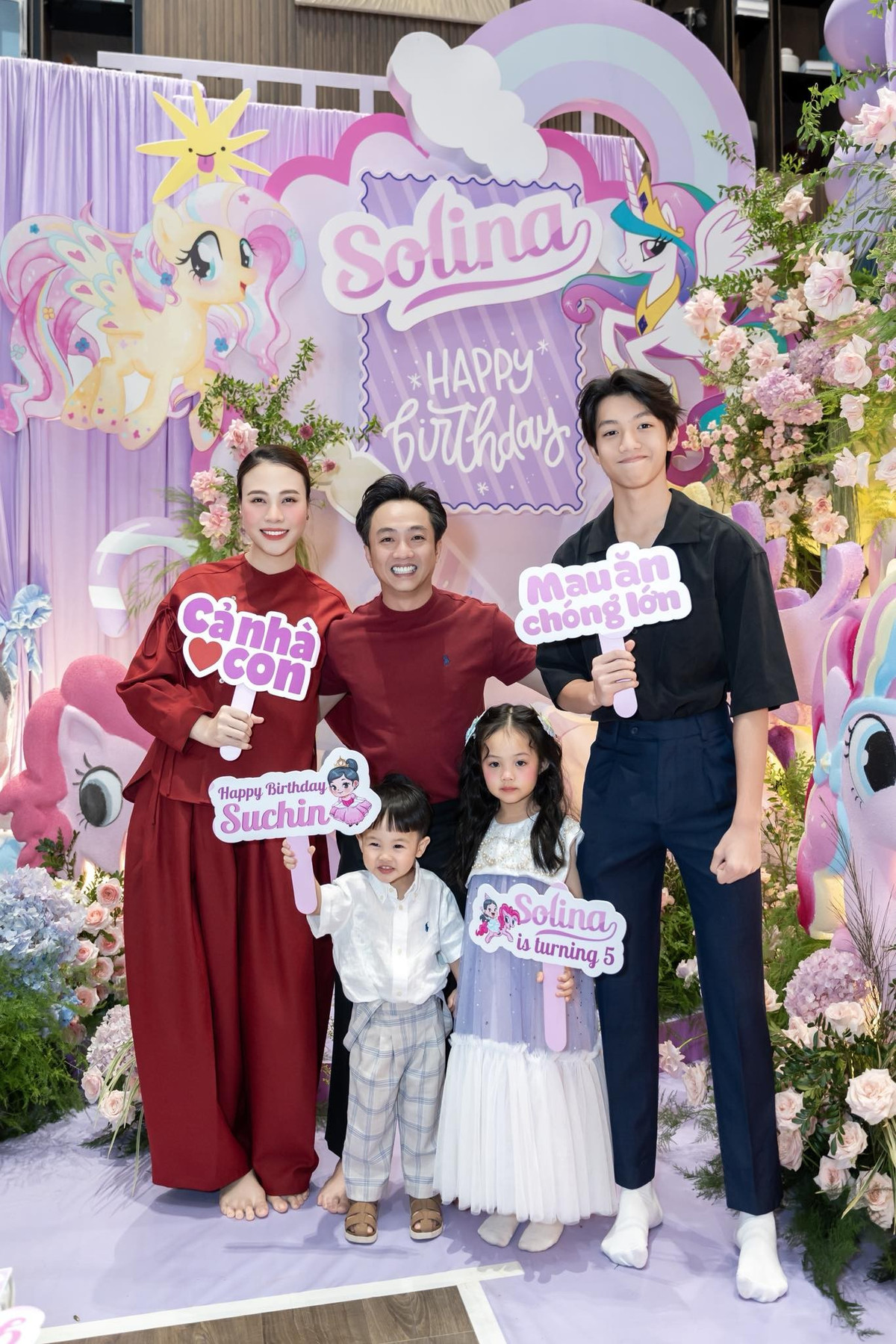 Nhiều năm qua, Đàm Thu Trang rút lui khỏi hoạt động giải trí, chủ yếu dành thời gian chăm lo tổ ấm nhỏ. (Ảnh: FB Đàm Thu Trang)