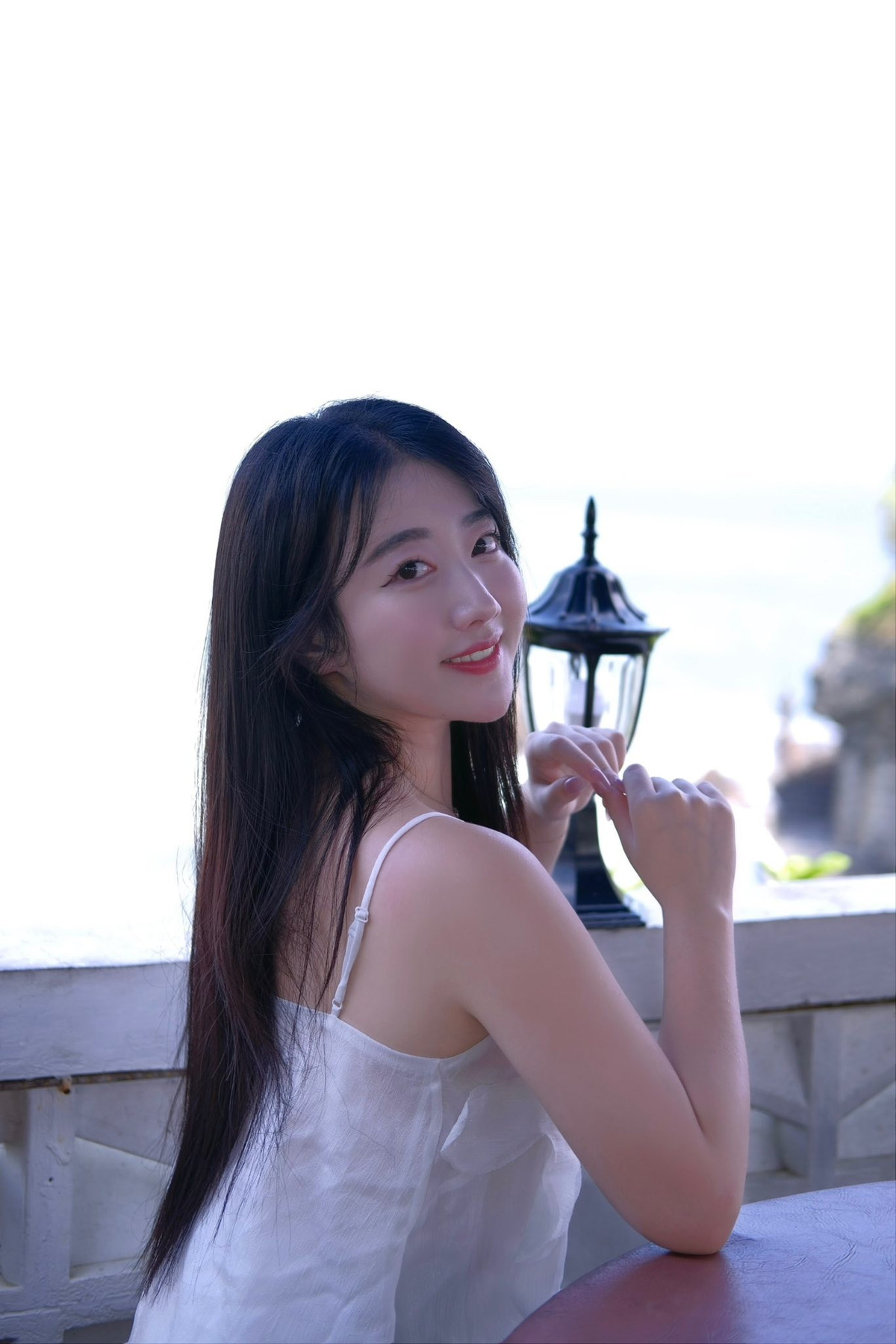 Đồng thời, ngoài thời gian lên lớp, cô giáo SN 1998 còn tham gia nhiều sự kiện với tư cách là MC, phiên dịch viên tiếng Nhật. (Ảnh: FBNV)