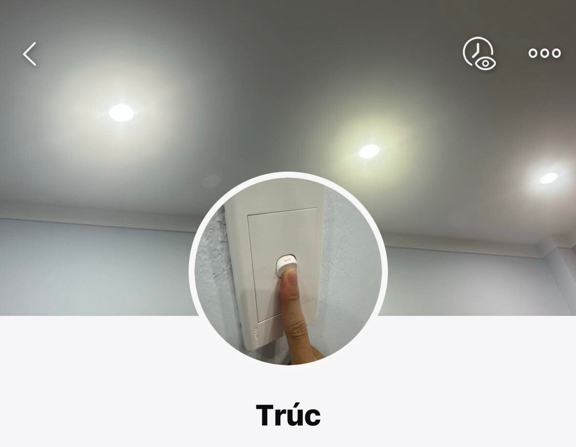 Khác với những bức ảnh đại diện được trau chuốt kỹ lưỡng, trào lưu này khuyến khích người dùng sử dụng những bức ảnh chụp khoảnh khắc đời thường, thậm chí là những chi tiết tưởng chừng như không có ý nghĩa gì.