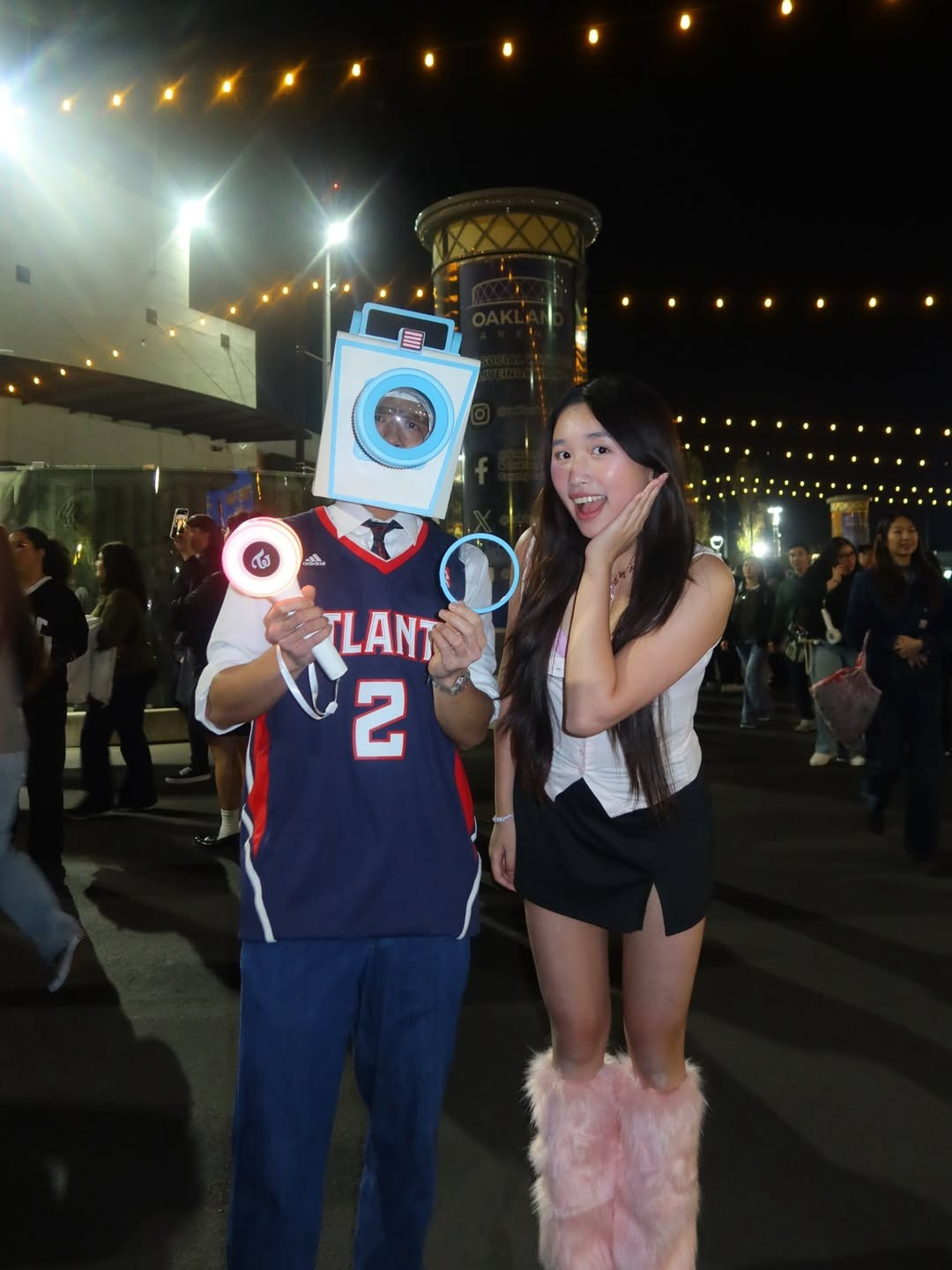 Việc Jenny chọn outfit này không chỉ cho thấy sự trưởng thành trong tư duy thời trang mà còn là một cách tinh tế để thể hiện sự đồng điệu với thần tượng. (Ảnh: IGNV)