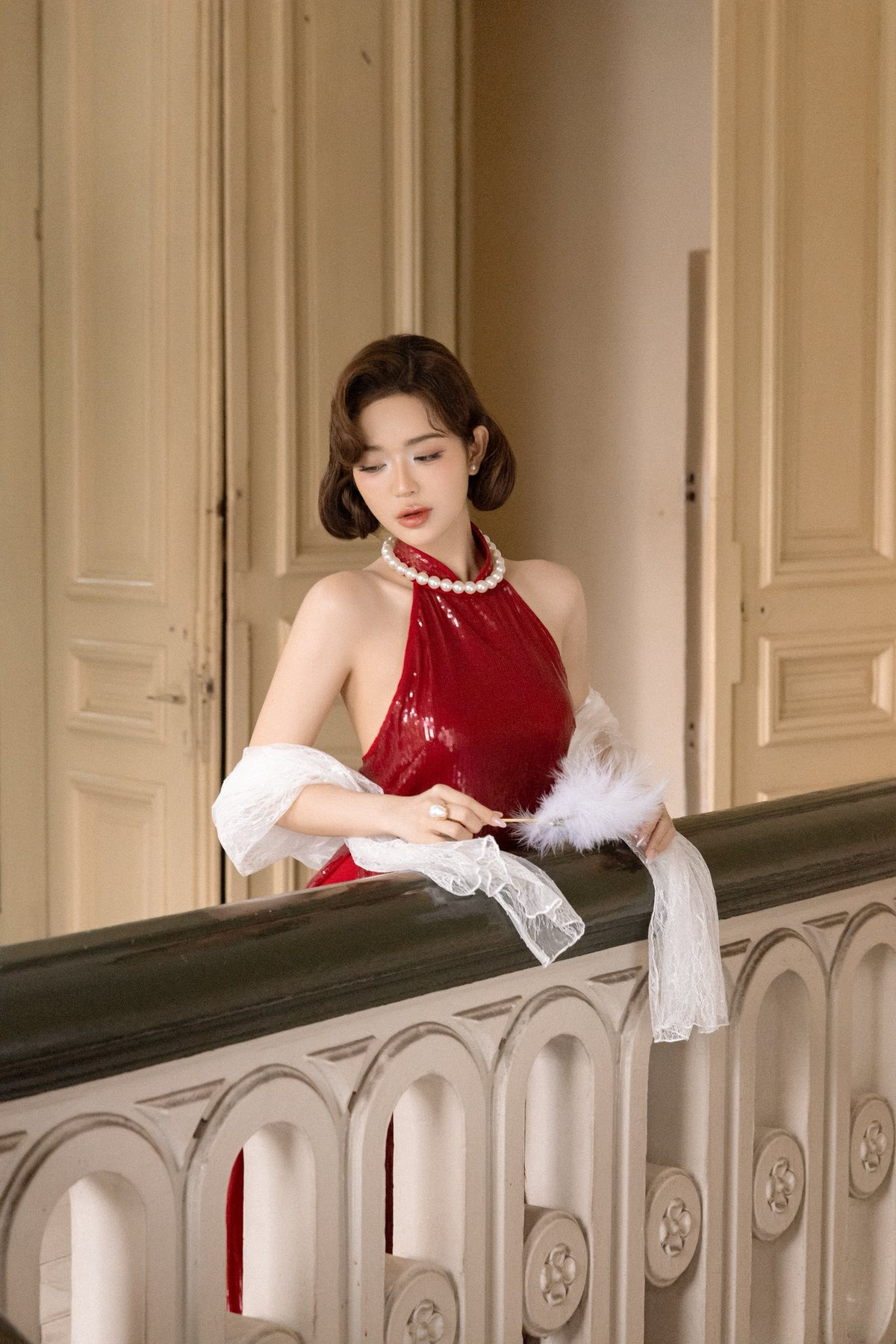 Ở tuổi 23, Hoàng Yến khiến nhiều người trầm trồ khi tự tậu xế hộp BMW tiền tỷ. (Ảnh: IGNV)