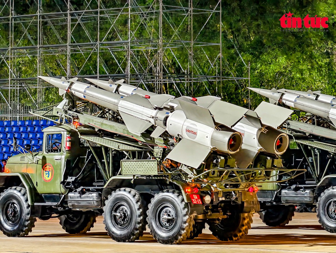 View - Sau 40 năm, dàn khí tài "khủng" lại diễu hành trên Quảng trường Ba Đình | Báo Tri thức và Cuộc sống - TIN TỨC PHỔ BIẾN KIẾN THỨC 24H