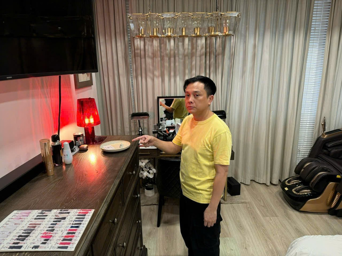 Thông tin này khiến nhiều khán giả vô cùng bất ngờ. Trước khi bị bắt vì liên quan ma túy, nhà thiết kế Công Trí được xem là niềm tự hào của thời trang Việt nhờ kỹ thuật may đo điêu luyện, sức sáng tạo bền bỉ và đạt nhiều thành tựu lớn trong 25 năm làm nghề.