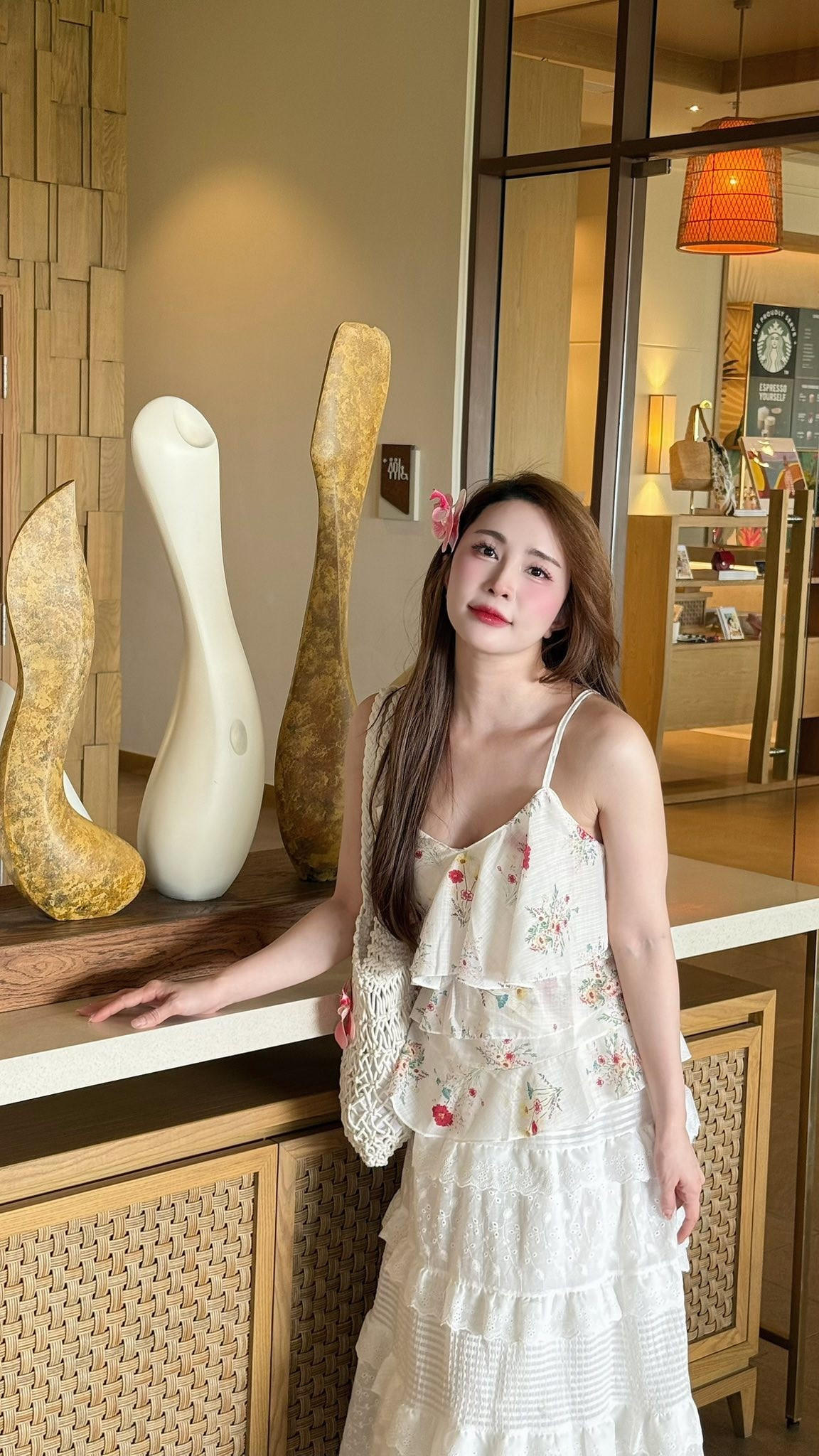 Quỳnh Nga cho biết sau khi kết thúc cuộc thi "Bước nhảy hoàn vũ", cô nỗ lực giữ vòng eo 56 cm bằng nhiều môn thể thao như pickleball, gym, yoga, pilates...