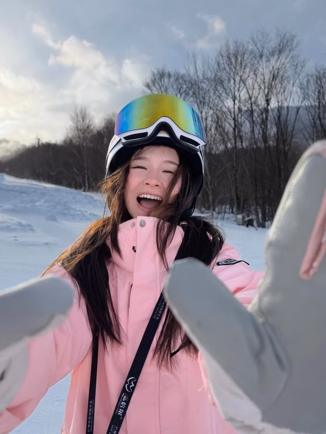 Cô nàng hiện đang tận hưởng chuyển du lịch đi qua nhiều thành phố nổi tiếng khác nhau của Trung Quốc. Đến mỗi địa điểm, Mai Hương lại chứng minh thời trang đa dạng của mình với những outfit khác nhau đầy ấn tượng. (Ảnh: IGNV)