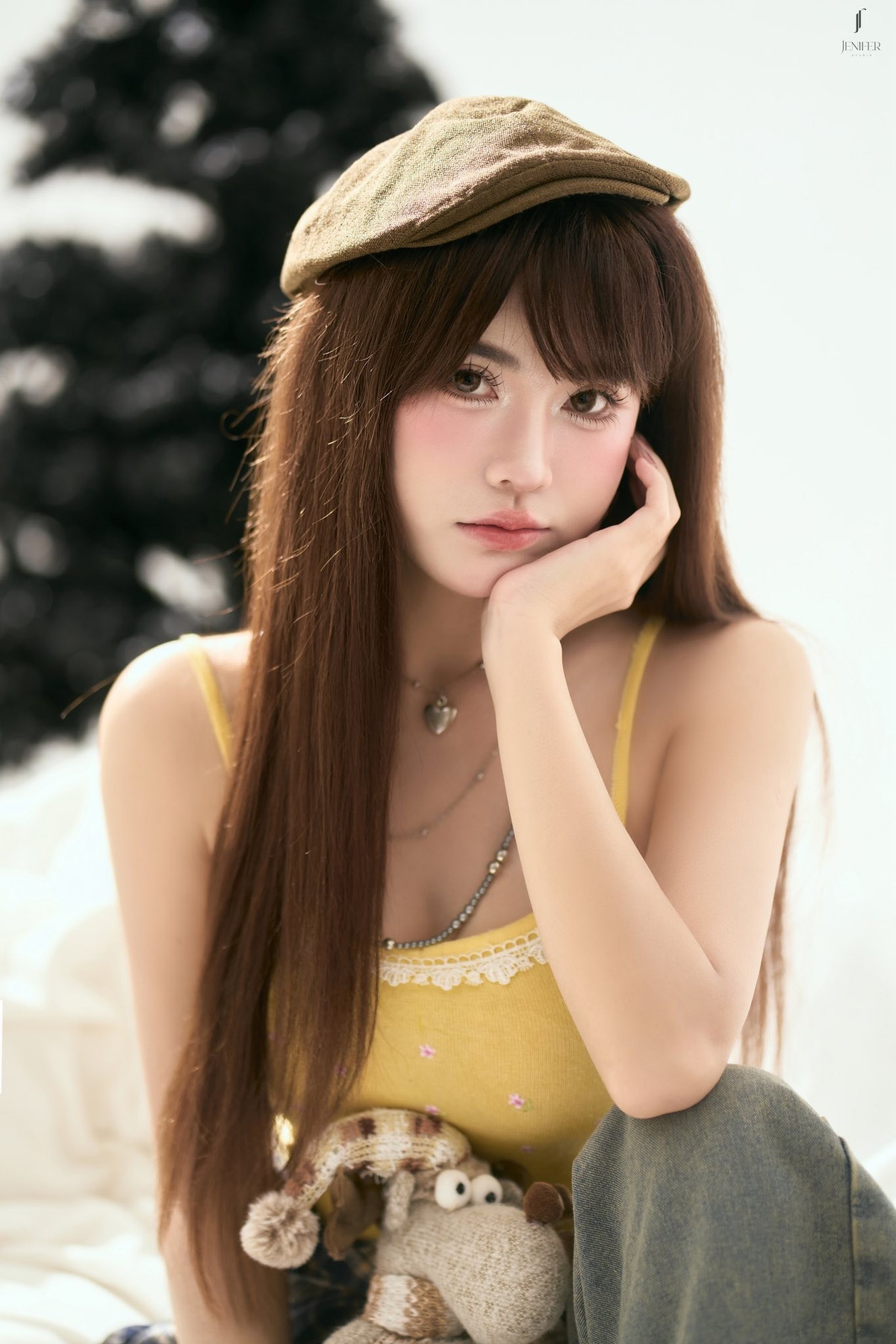 Cô từng là sinh viên dân tộc thiểu số xuất sắc, được Phó Chủ tịch nước trao bằng khen. (Ảnh: FBNV)