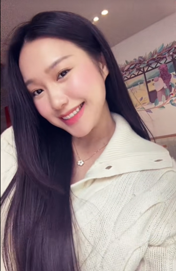 Không nằm ngoài cuộc chơi, Top 10 Hoa hậu Việt Nam 2020 - Doãn Hải My đã đăng tải đoạn video đu trend vỏn vẹn 10 giây nhưng đủ sức "công phá" mọi ánh nhìn. (Ảnh: Tiktok @_doanhaimy)