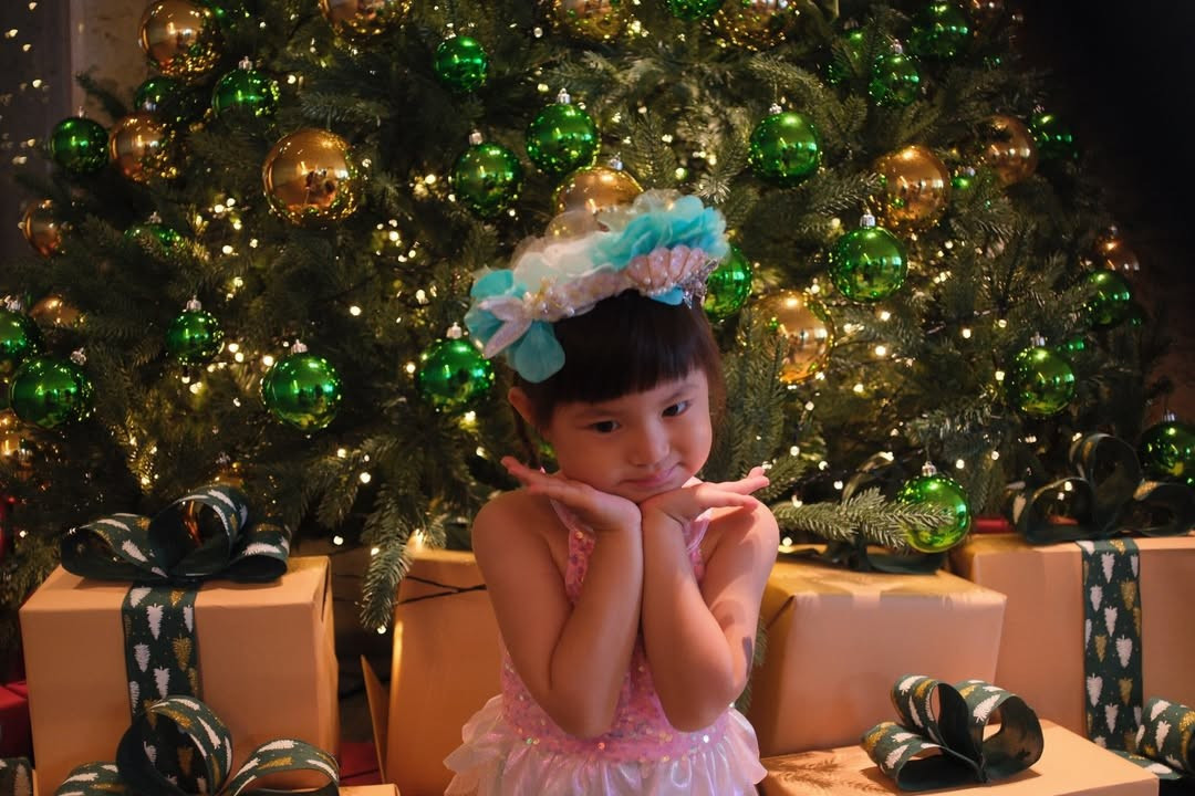 Sức hút của Pam yêu ơi không chỉ nằm ở vẻ ngoài xinh xắn, đáng yêu mà còn ở những biểu cảm tự nhiên, chân thật và hài hước không lẫn vào đâu được. (Ảnh: @pamyeuoi)