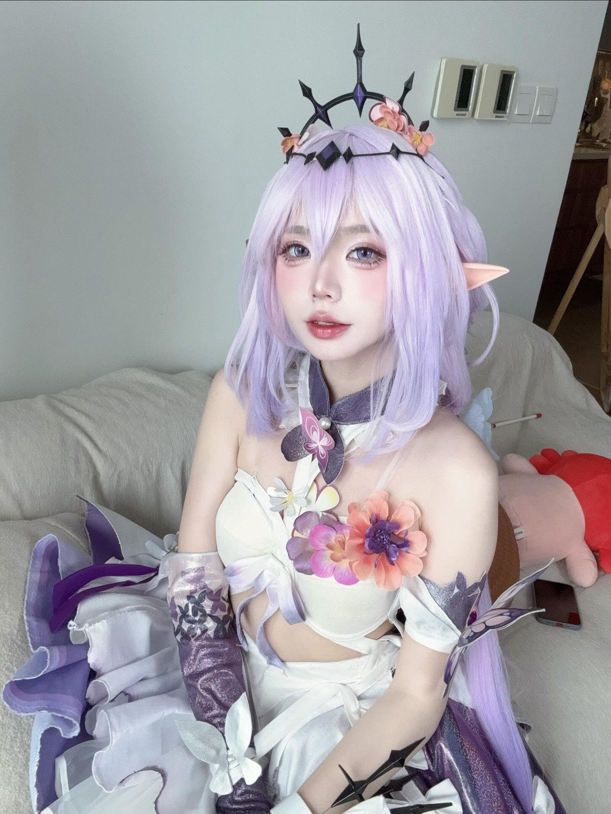 Màn cosplay này nhanh chóng nhận được "cơn mưa" lời khen từ cộng đồng game thủ và những người yêu thích cosplay, khẳng định danh xưng "mỹ nhân cosplay" của Du Phong Linh. (Ảnh: IGNV)