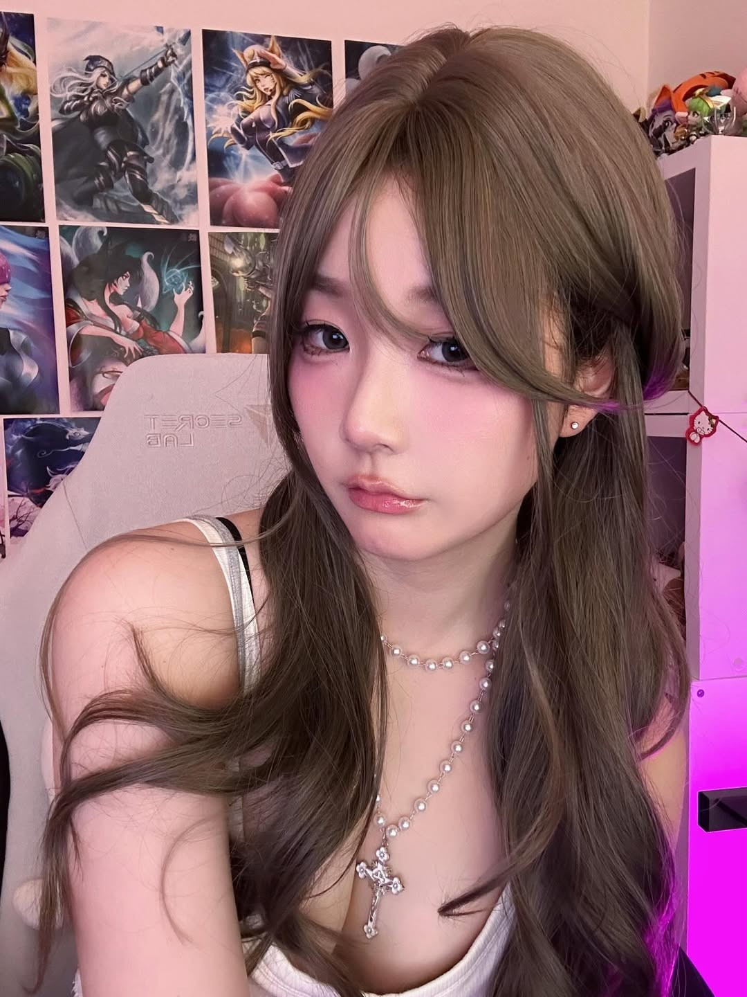 Bên cạnh công việc livestream và bình luận giải đấu, Kiittwy còn là một Cosplayer có tiếng. Cô từng gây sốt với những màn hóa thân đỉnh cao thành các vị tướng như Janna, Ahri hay Raiden Shogun (Genshin Impact). (Ảnh: IGNV)