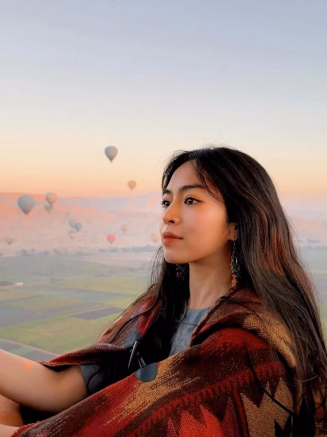 Hình ảnh dịu dàng, đằm thắm của Khánh Vân hiện tại nhận về sự thiện cảm từ công chúng. Cô cũng dành nhiều thời gian hơn để trải nghiệm cuộc sống và làm mới hình ảnh cá nhân.(Ảnh: IGNV)