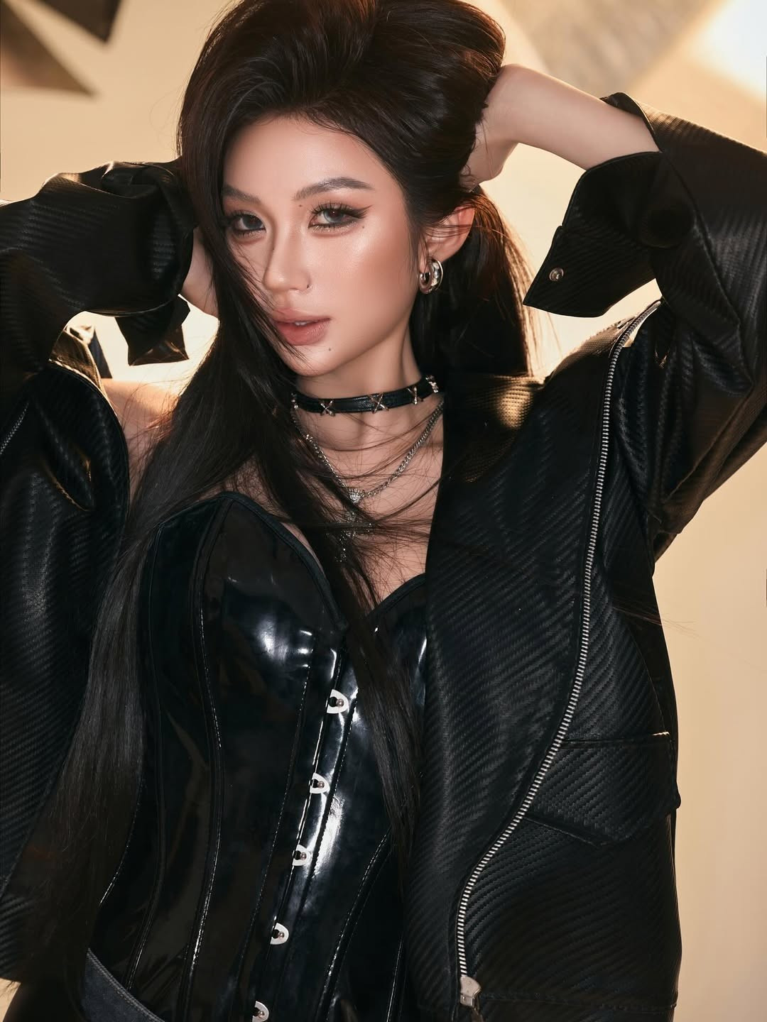 Có thể thấy, dù xuất hiện với phong cách nào, DJ Quỳnh Như vẫn giữ được sức hút riêng biệt của mình. (Ảnh: IGNV)