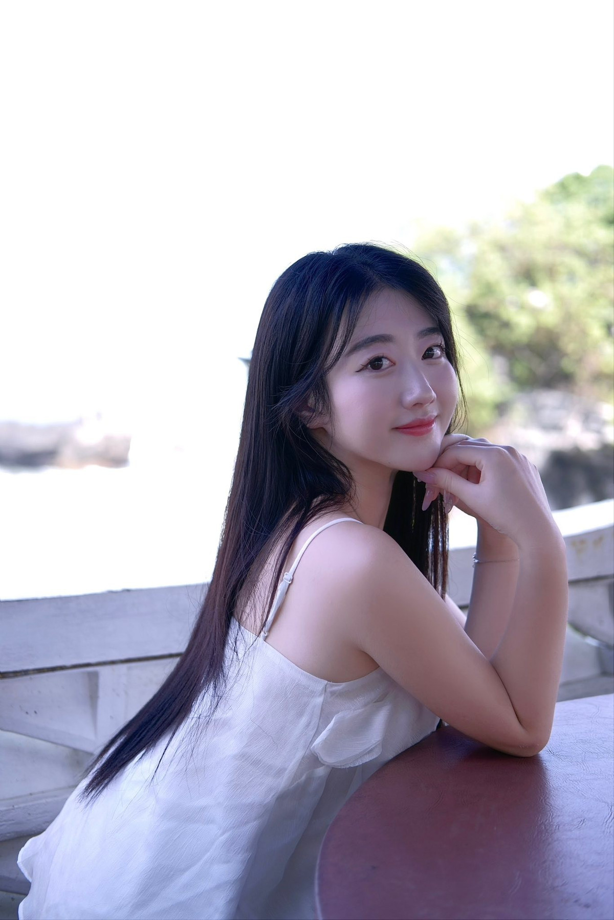 Cô giáo trẻ cũng rất tích cực tham gia các hội thảo khoa học quốc tế, chắt chiu những cơ hội hợp tác nghiên cứu qua những lời mời từ các giảng viên, nhà khoa học đến từ nhiều trường đại học ở Nhật Bản. (Ảnh: FBNV)