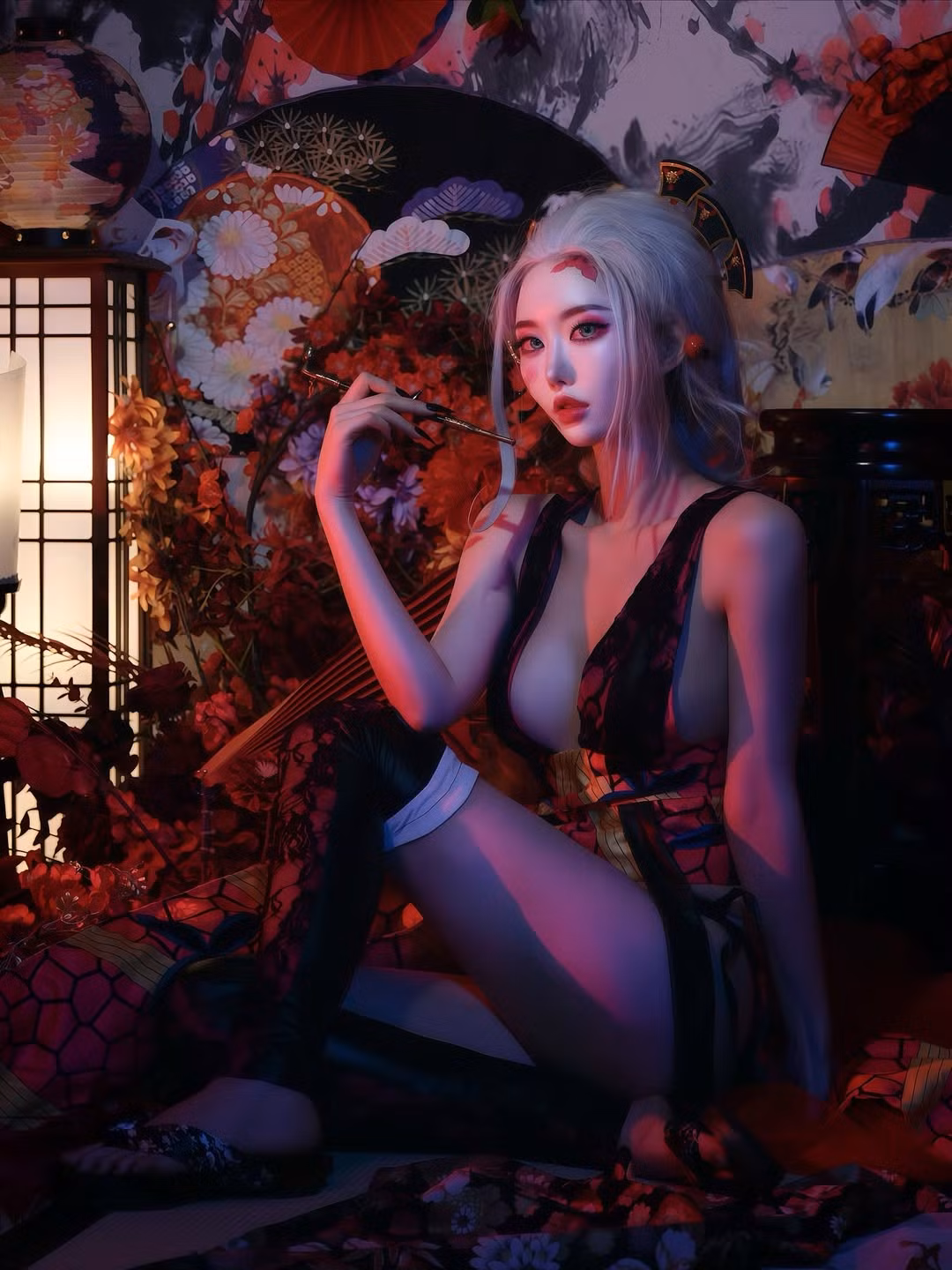 Cô nàng thường xuyên chia sẻ những bộ ảnh cosplay các nhân vật anime và game, cùng với những khoảnh khắc đời thường thể hiện phong cách thời trang cá tính và gợi cảm. (Ảnh: IGNV)