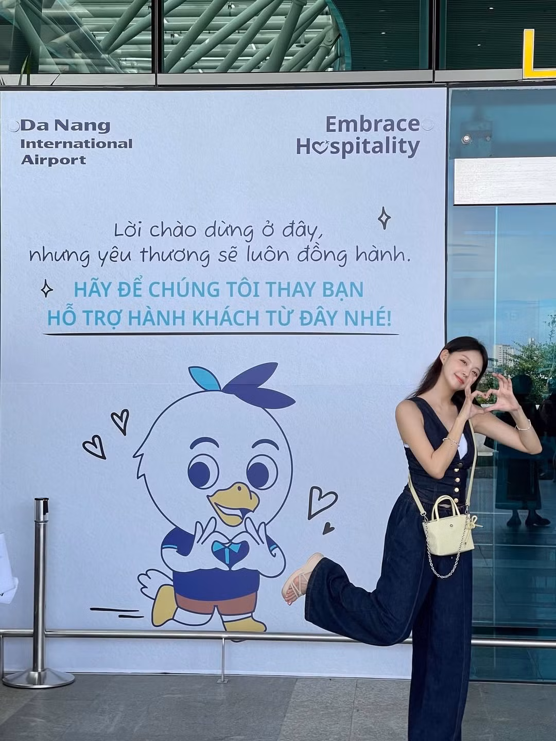 Được biết, Yoo-jin hiện là một người mẫu, KOL va cũng là một youtuber có tiếng tại Hàn Quốc. Cô nàng thường chia sẻ trải nghiệm du lịch đến nhiều địa phương khác nhau trên thế giới. (Ảnh: IGNV)