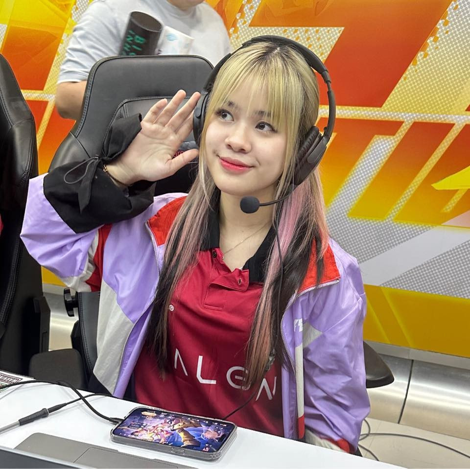 Ngay sau khi trận đấu kết thúc, Givemeakiss đã lập tức báo cáo toàn bộ sự việc với ban lãnh đạo: “Khi trận đấu đó kết thúc, tôi lập tức đứng dậy và báo cho huấn luyện viên rằng đã xảy ra chuyện. Nói thật là lúc đó tay tôi run lên vì quá sốc, và tôi khá chắc rằng chuyện này không đúng. Vì vậy tôi quyết định nói với huấn luyện viên và các đồng đội". (Ảnh: FBNV)