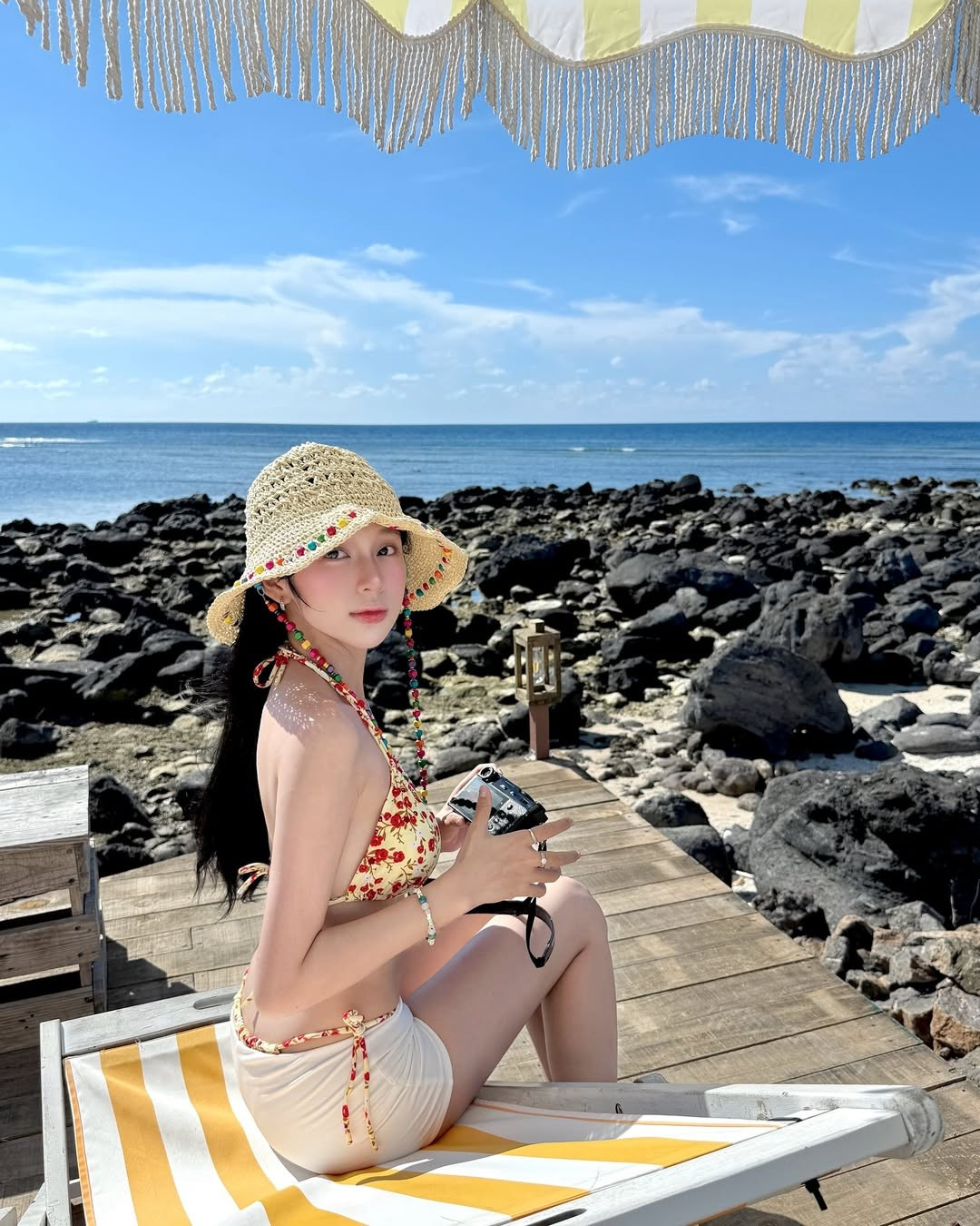 Tên tuổi của cô nàng được biết đến rộng rãi khi tham gia cuộc thi Hoa hậu Quốc gia Việt Nam.