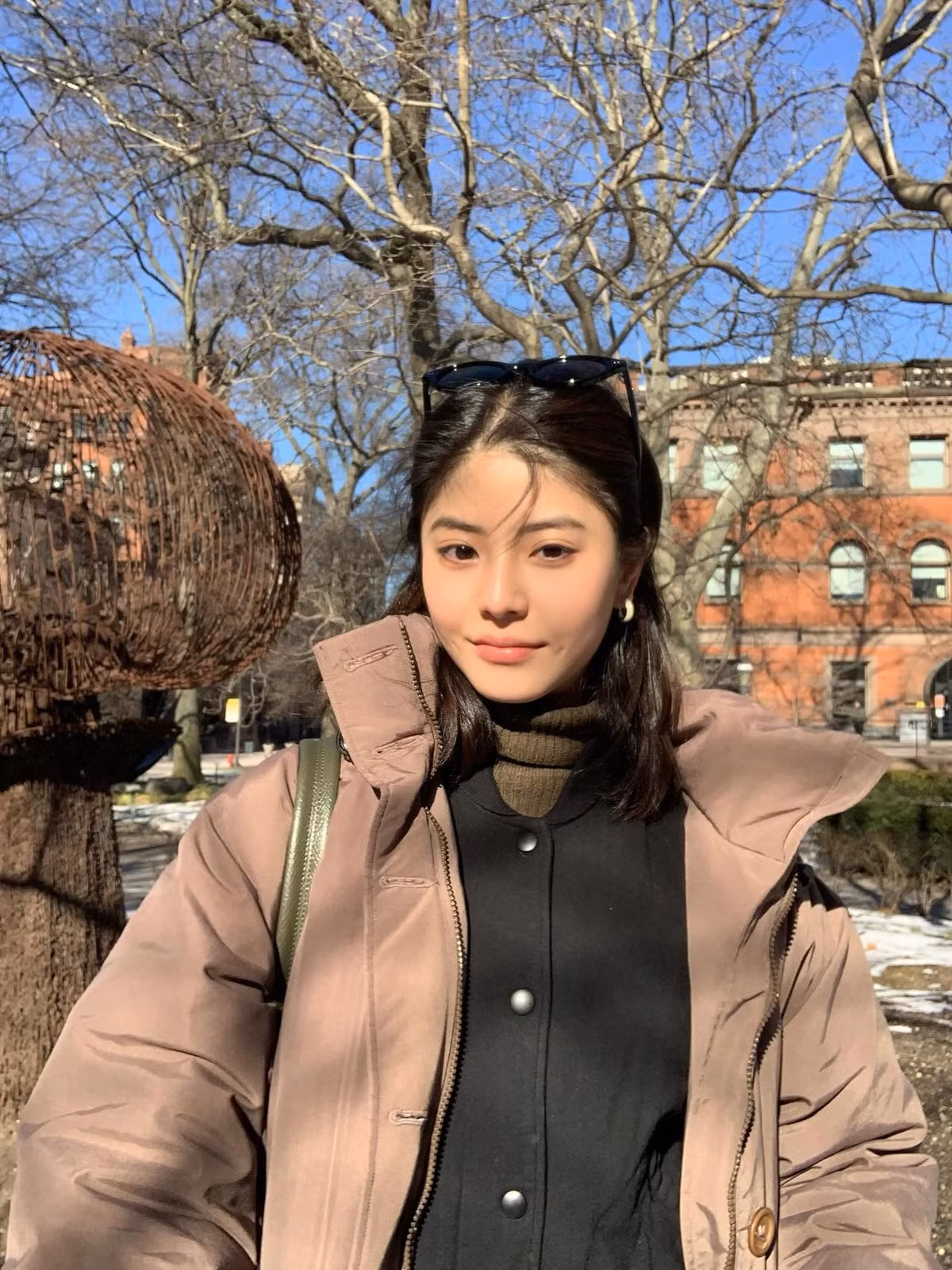 Tuy nhiên, công ty cũng thừa nhận Nhược Doanh đã sai khi không ngăn cản hành vi này và còn quay lại video để đăng tải. (Ảnh: IG @raeteng)