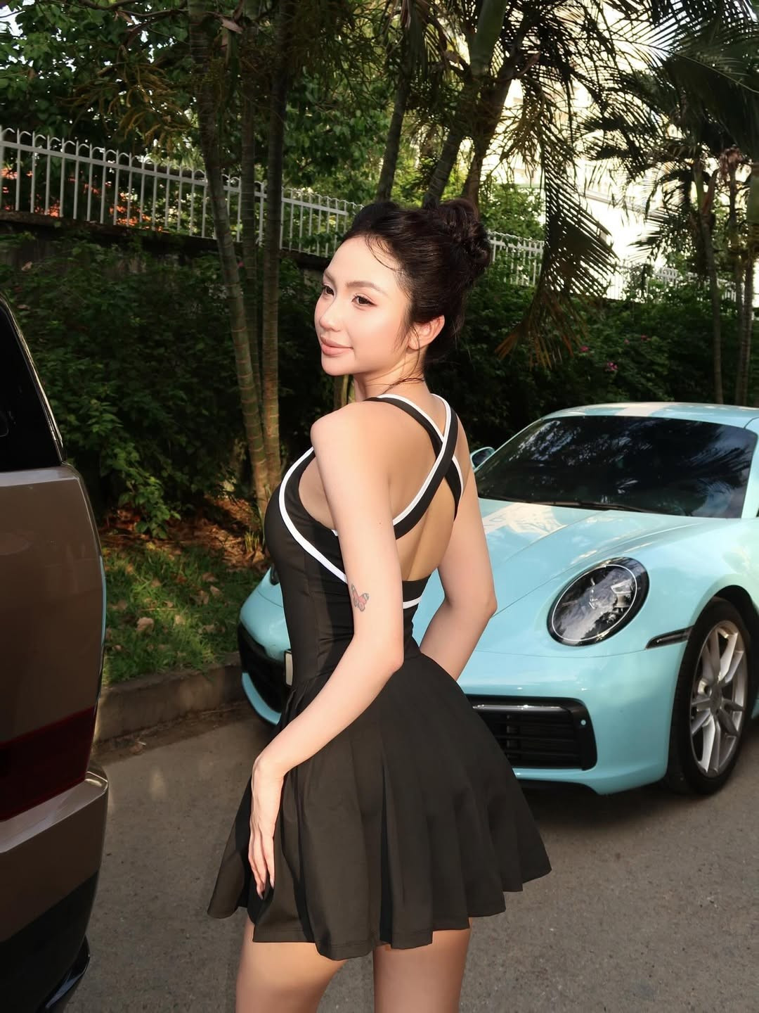 Cùng với Xuân Ca, Quỳnh Như (tên đầy đủ Nguyễn Phong Nhã Quỳnh Như) là cái tên đình đám trên mạng xã hội, cùng có những màn nhảy bắt trend cực mượt và cùng theo đuổi phong cách gợi cảm. (Ảnh: IGNV)