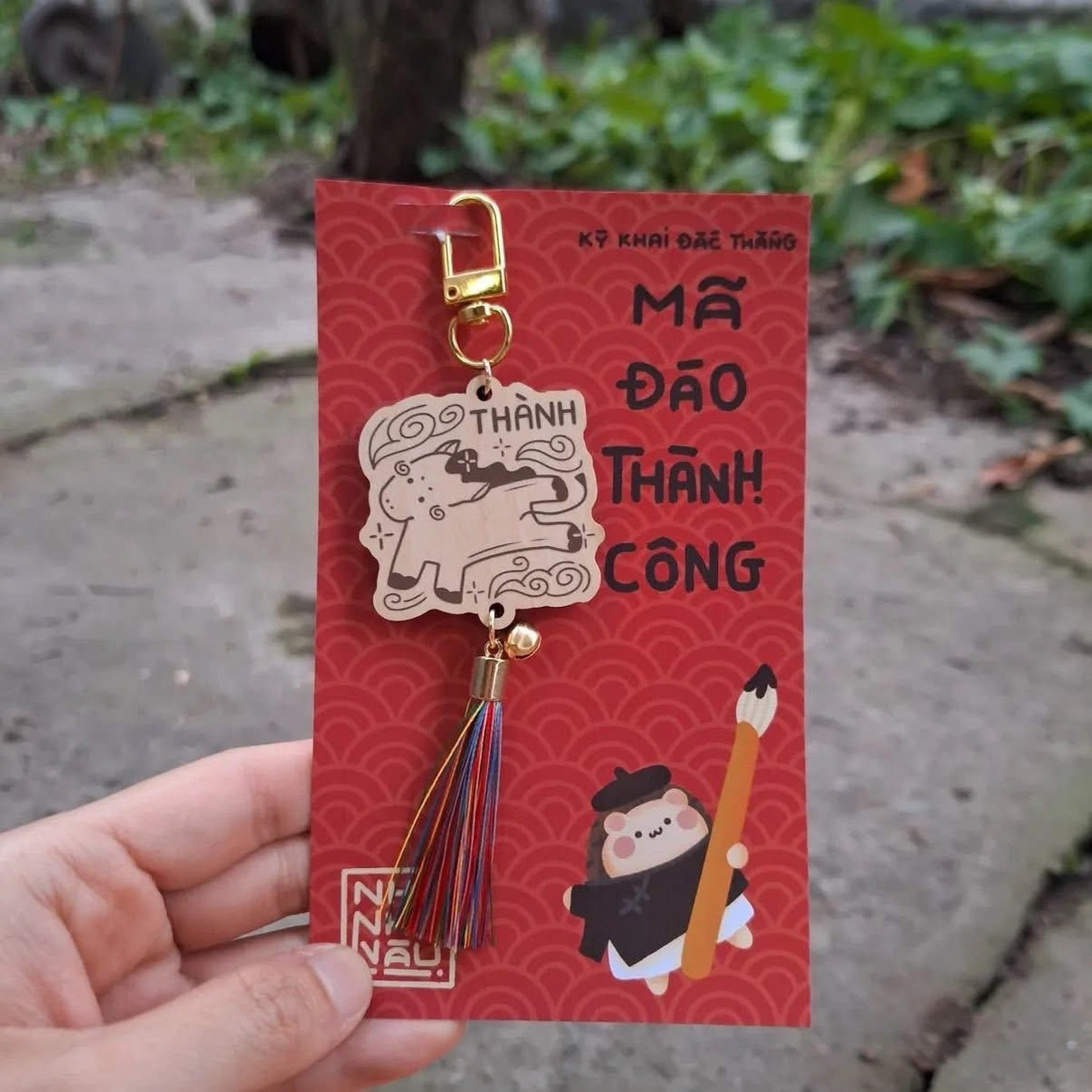 Thị trường bao lì xì năm Bính Ngọ không chỉ là câu chuyện về giá trị bên trong, mà còn là cách người tặng thể hiện cá tính và sự quan tâm đến người nhận. (Ảnh: Tổng hợp)