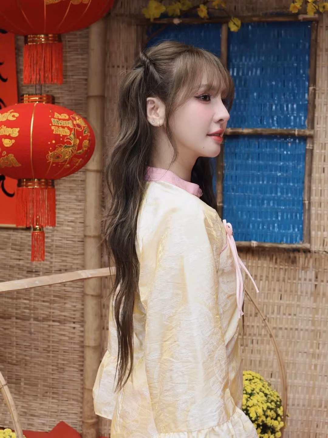 Ngân Sát Thủ từng là streamer đình đám nổi tiếng trong cộng đồng PUBG Mobile với ngoại hình xinh xắn và lối nói chuyện duyên dáng. 9/2024, cô quyết định lên xe hoa với nam tuyển thủ game Phan Văn Đông. (Ảnh: IGNV)