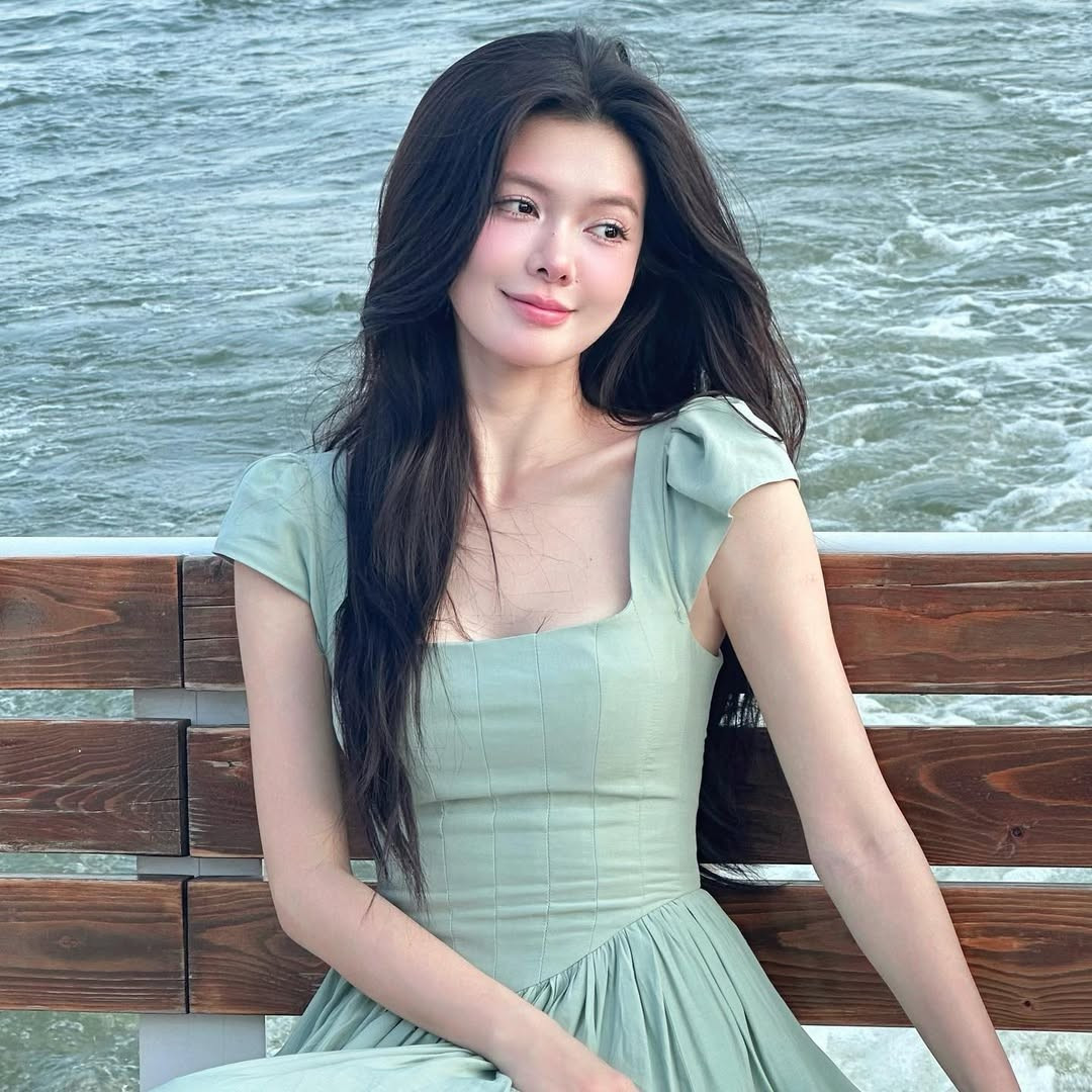 Trên các nền tảng mạng xã hội như TikTok và Instagram, mỗi video hay bộ ảnh của cô đều thu hút hàng chục nghìn lượt yêu thích và bình luận tích cực. (Ảnh: IGNV)