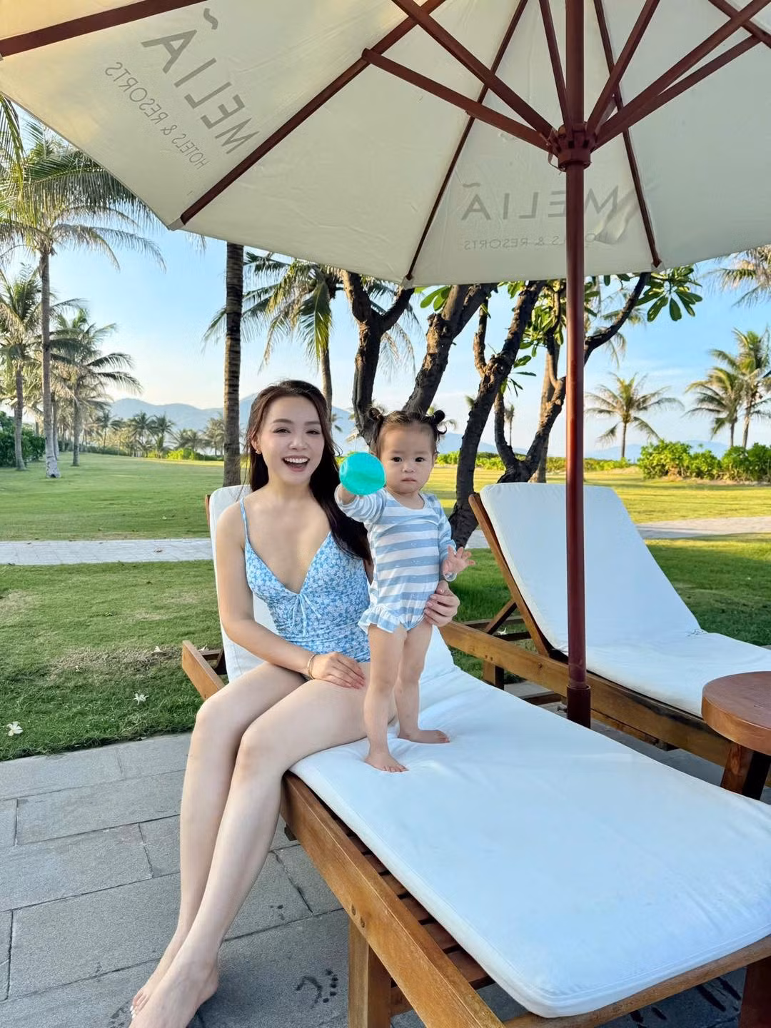 Cô cũng được nhận xét là dần chuyên nghiệp hơn so với trước đây nhưng vẫn giữ lối nói chuyện tự nhiên khiến người xem cảm thấy như đang nghe một người bạn, người chị gái chia sẻ trên cảm nhận cá nhân.